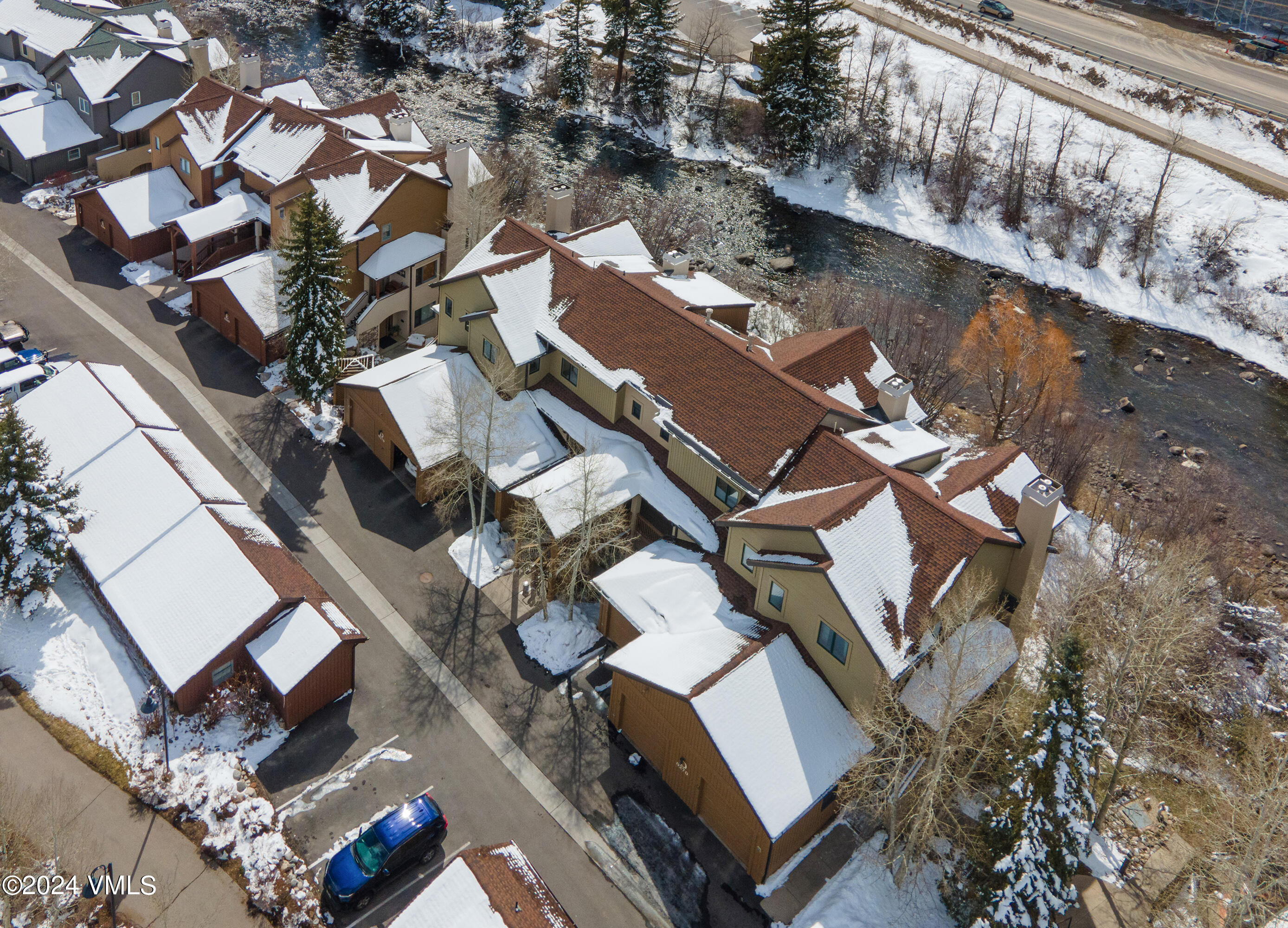 270 Hurd Lane, D-201