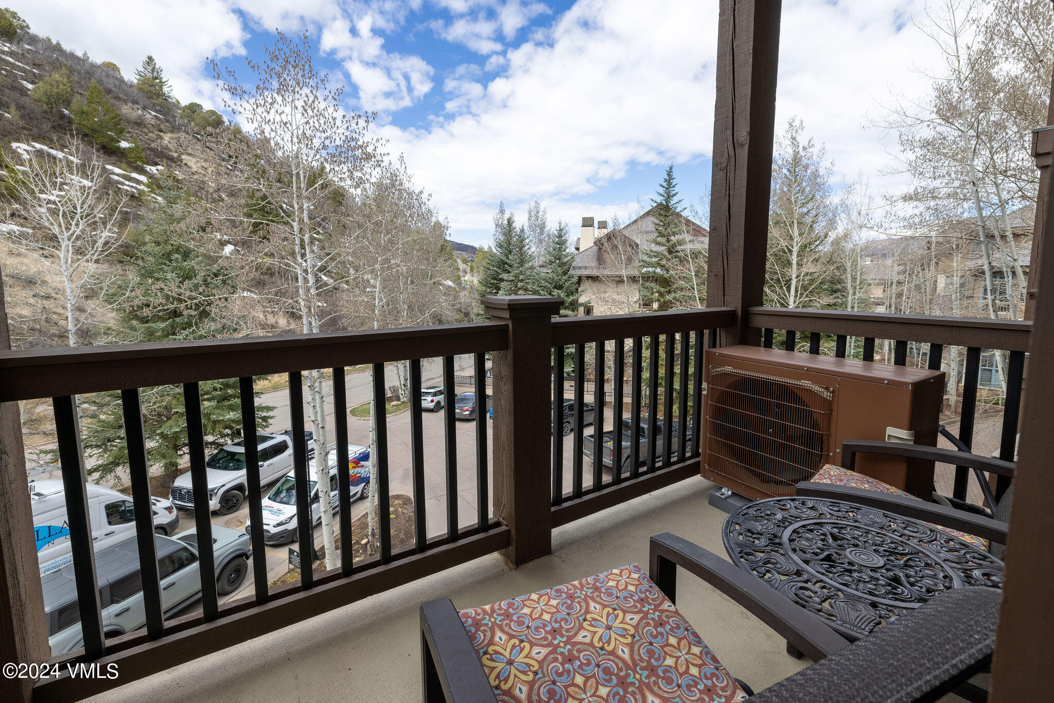 160 Cresta Road, R306