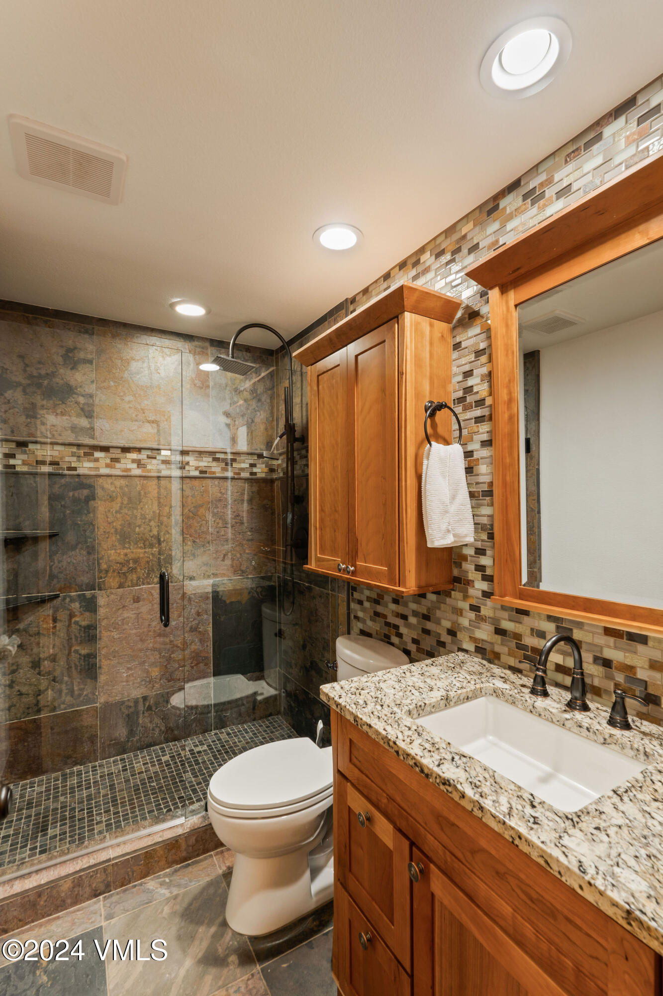 137 Benchmark Road, 219