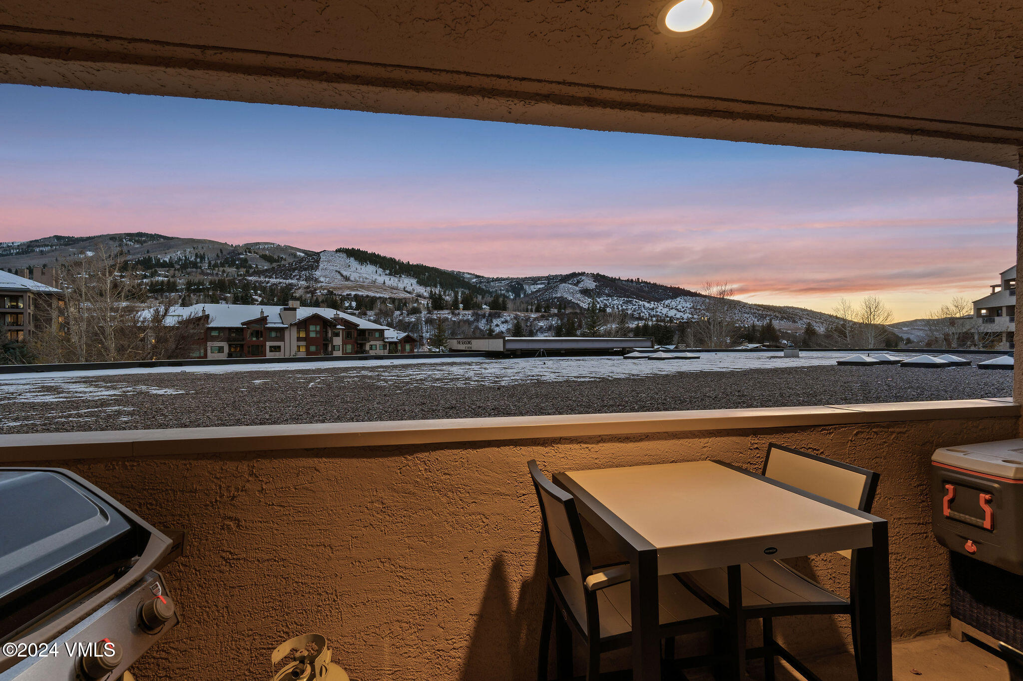 137 Benchmark Road, 219