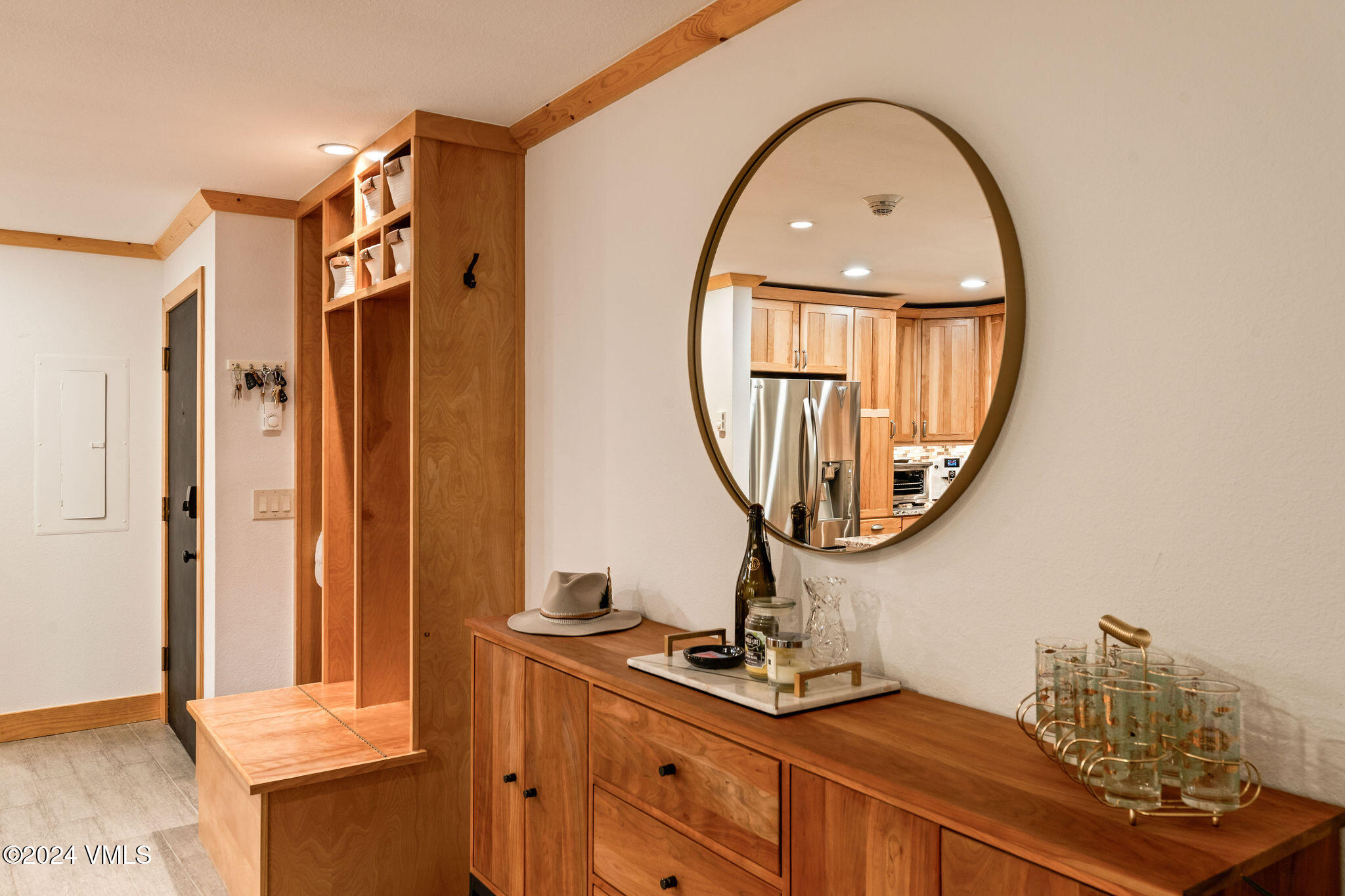 137 Benchmark Road, 219