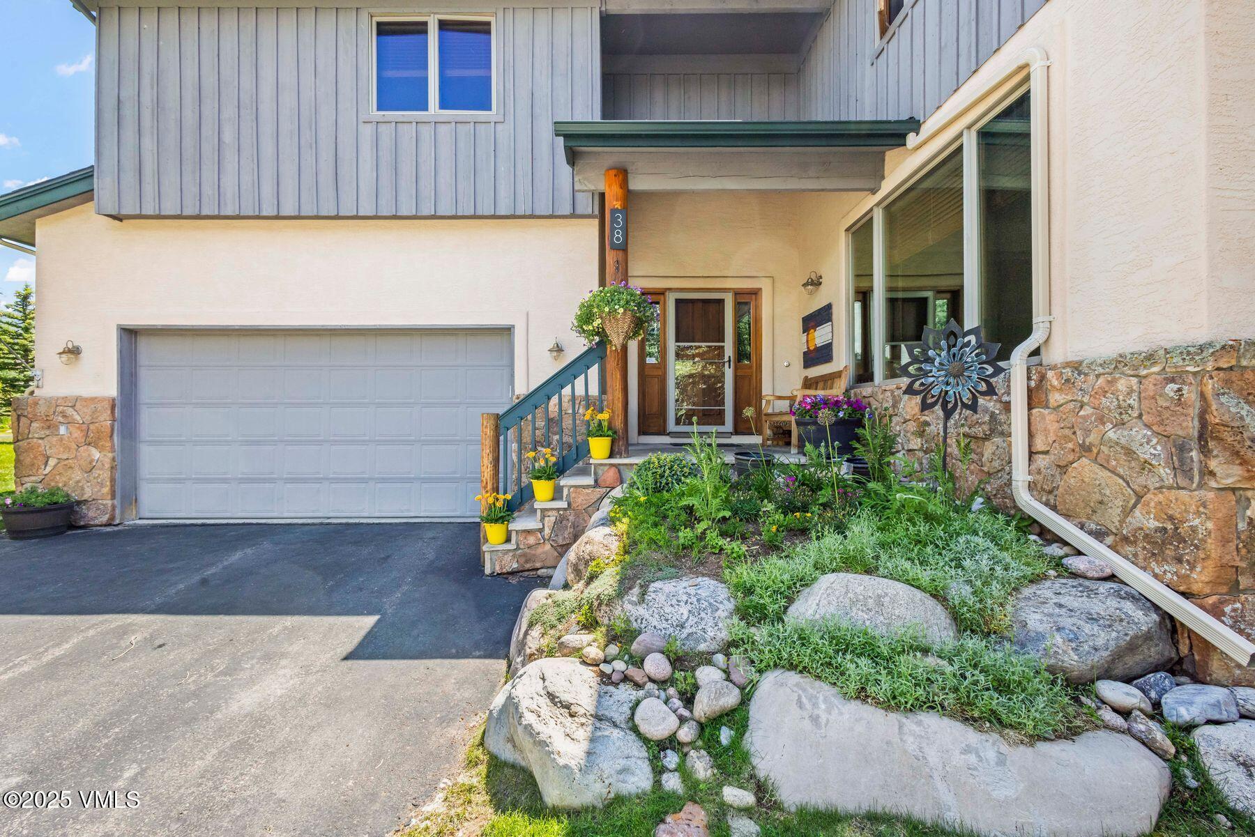 38 Miller's Circle Road