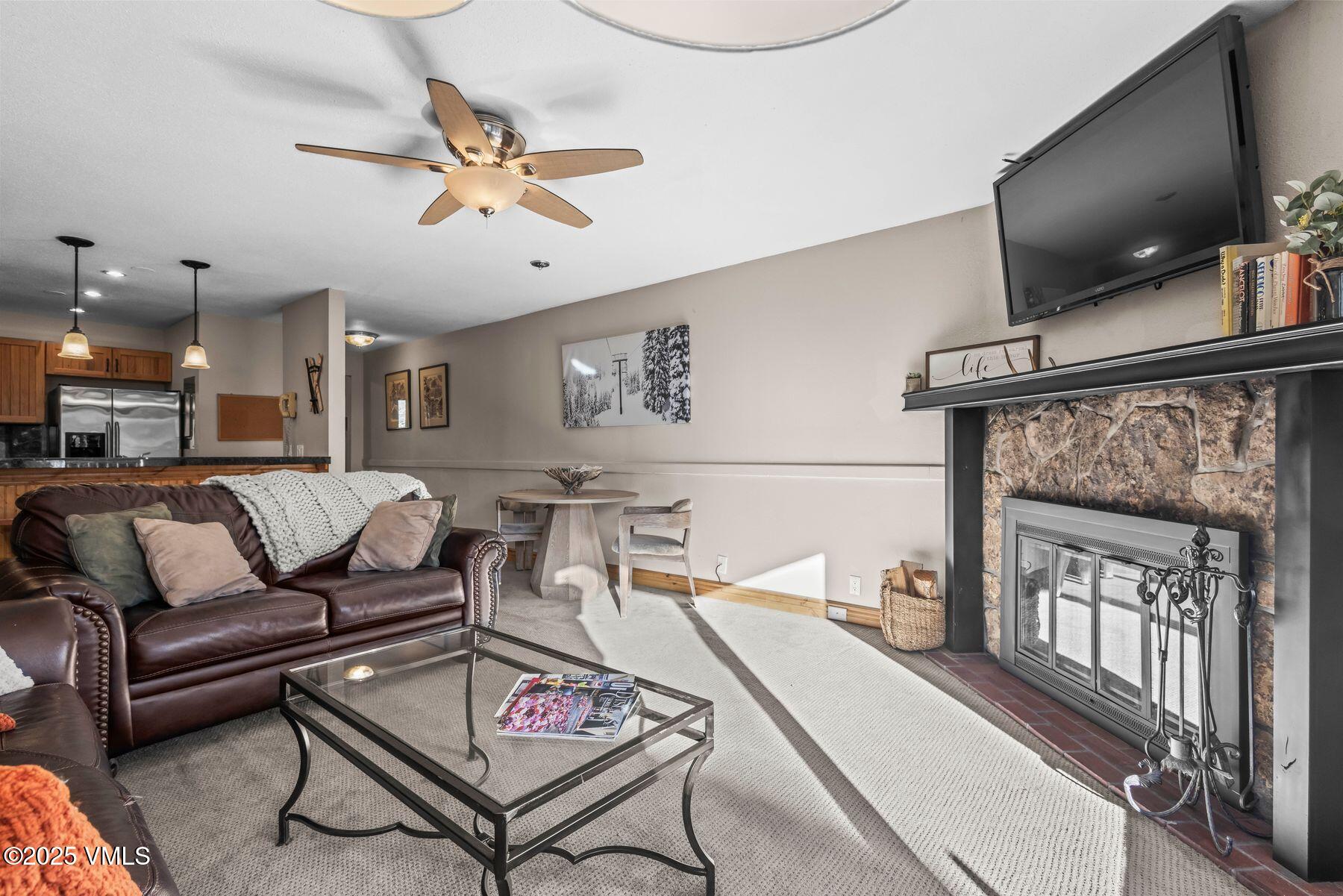 288 W Beaver Creek Boulevard, J-3