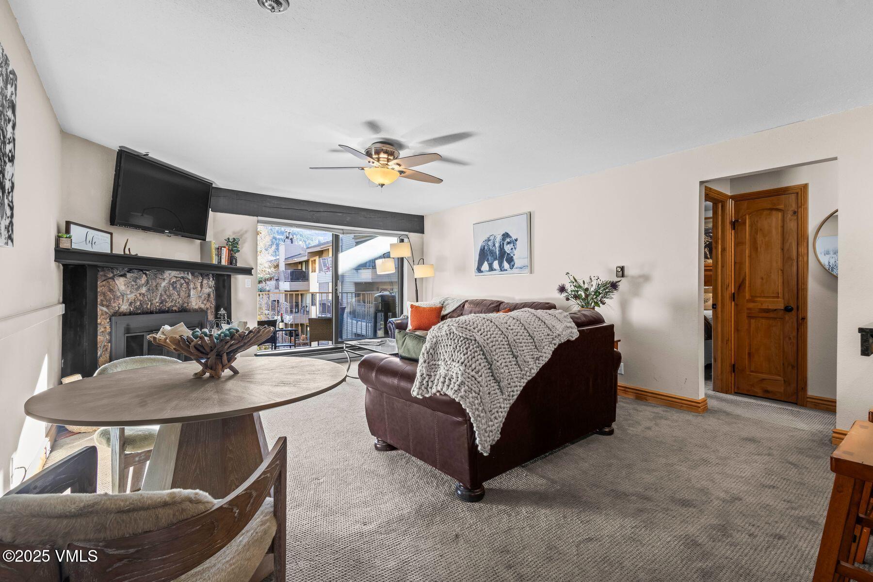 288 W Beaver Creek Boulevard, J-3