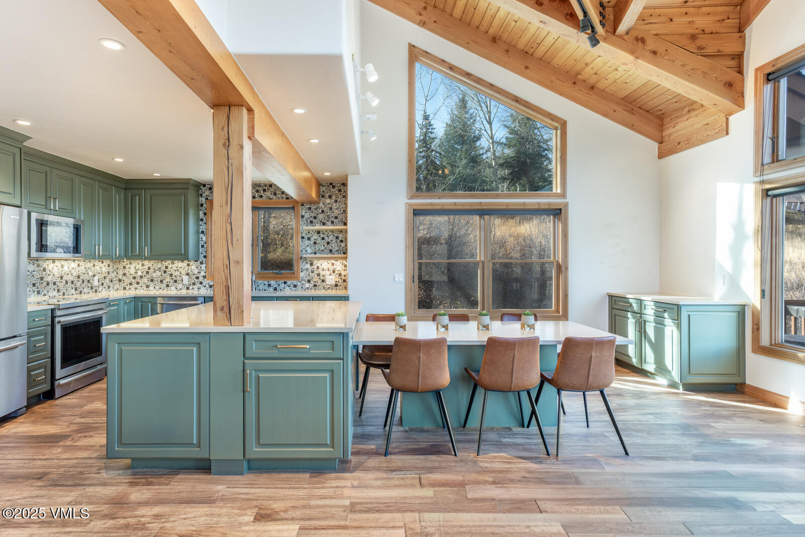 153 Hummingbird Trail