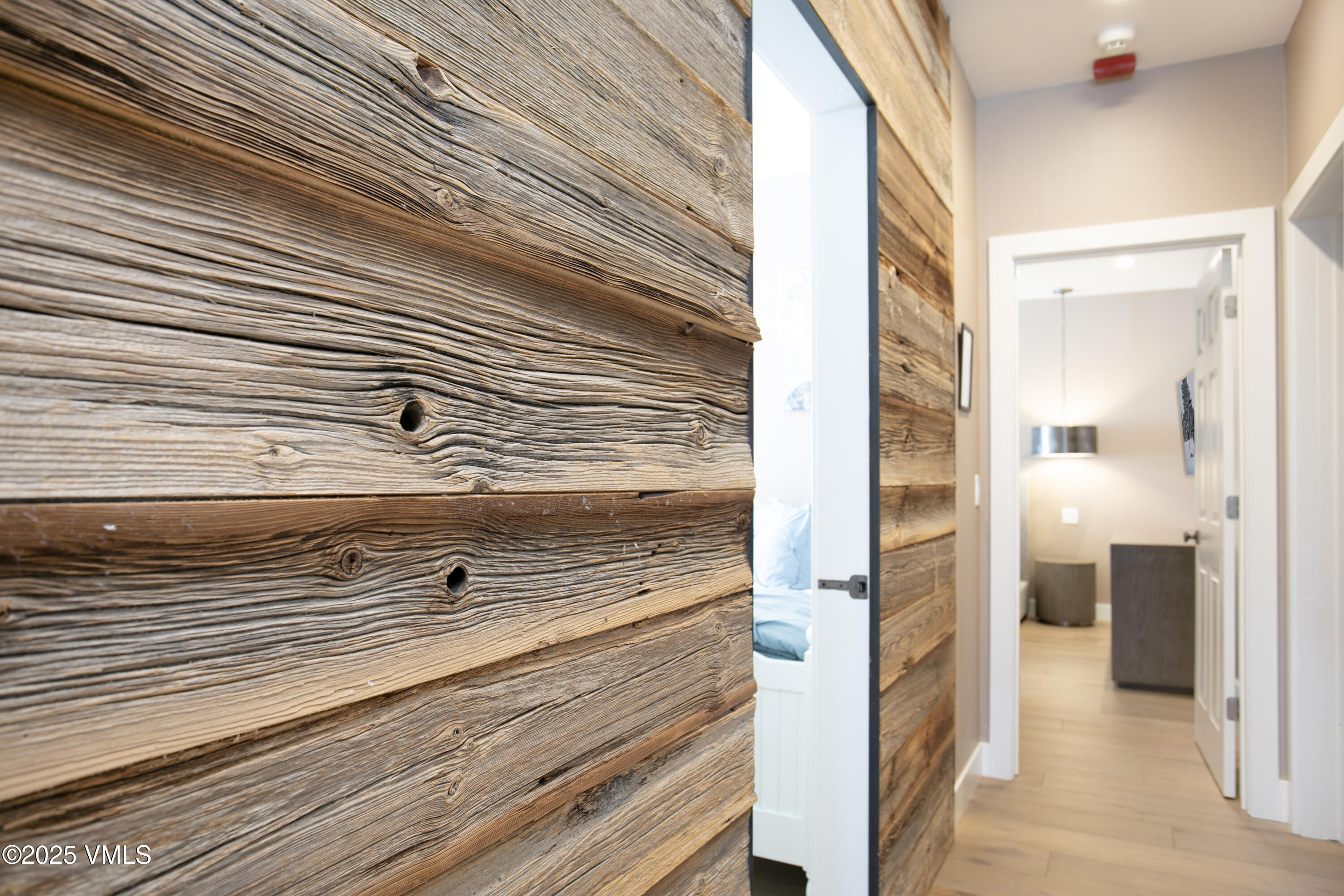 605 N Frontage Road 14A