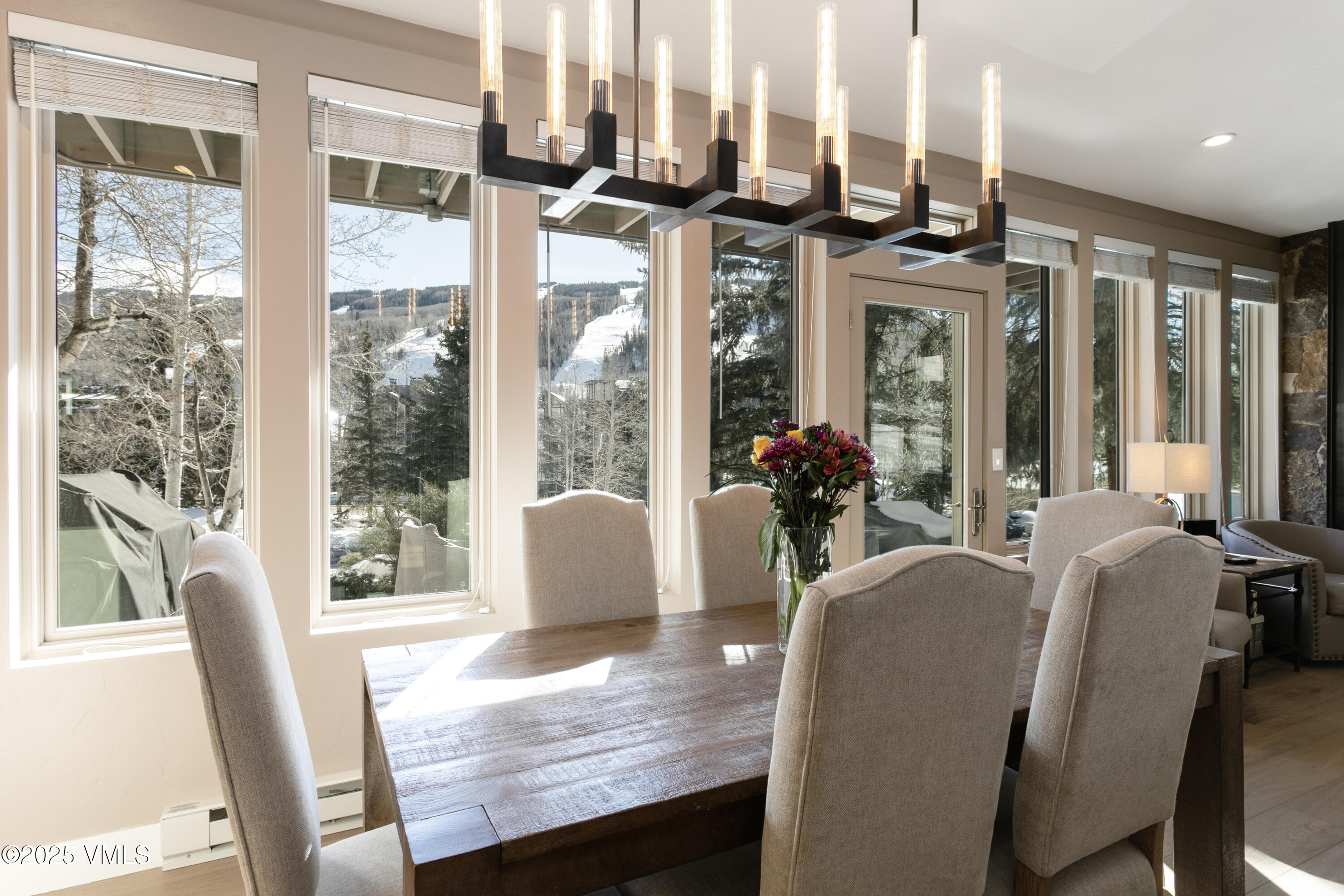 605 N Frontage Road 14A