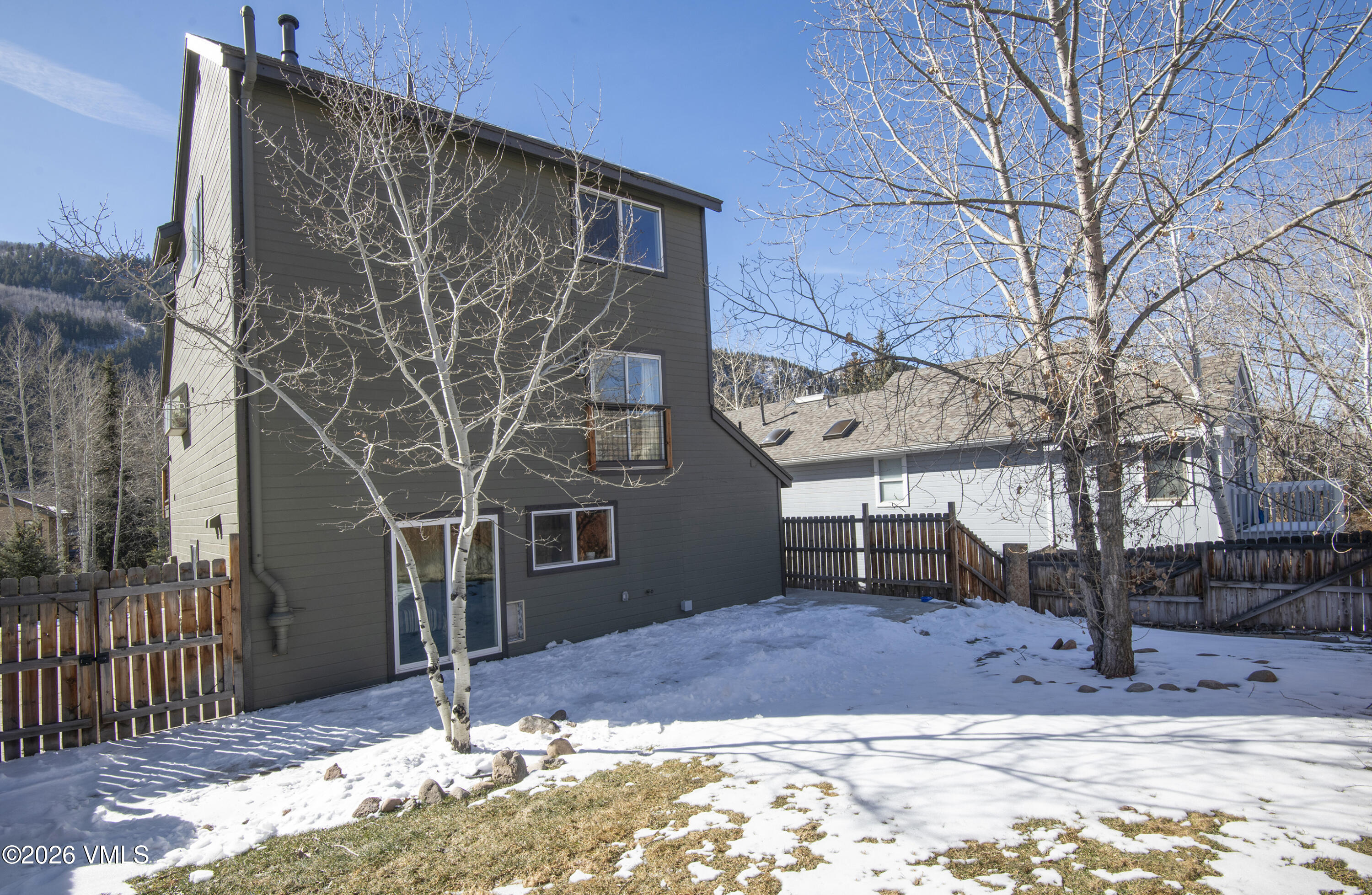 5011 Eaglebend Drive