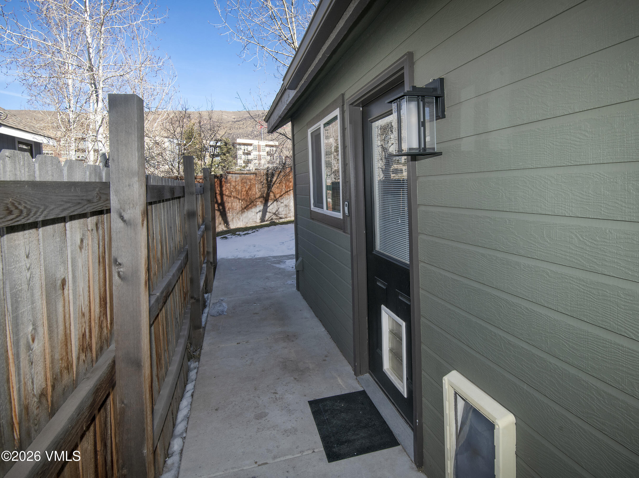 5011 Eaglebend Drive