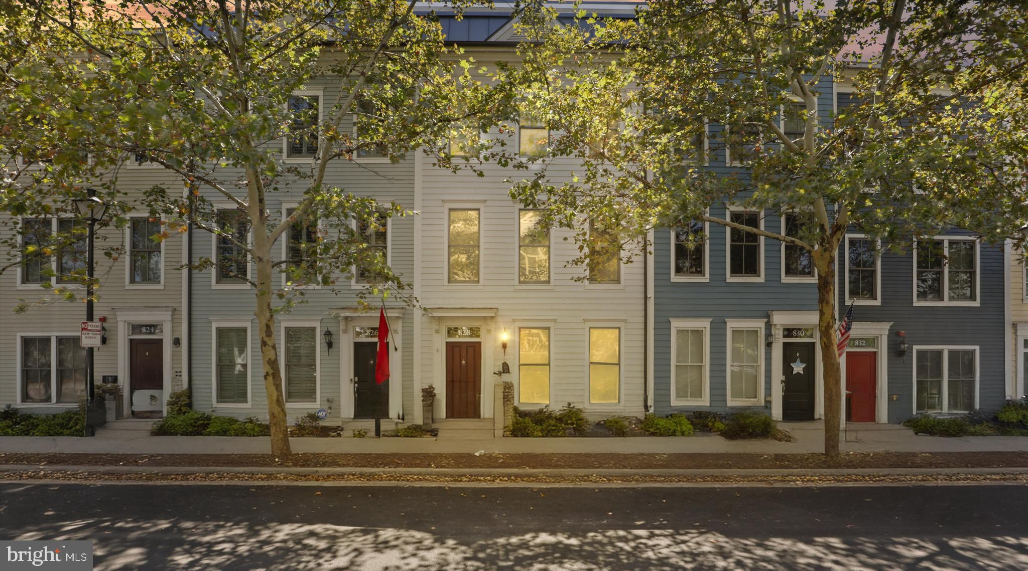 828 MADISON STREET