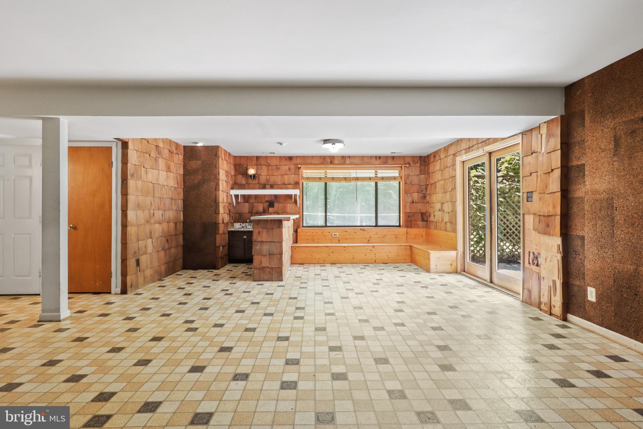 8301 KNIGHTS FOREST DRIVE