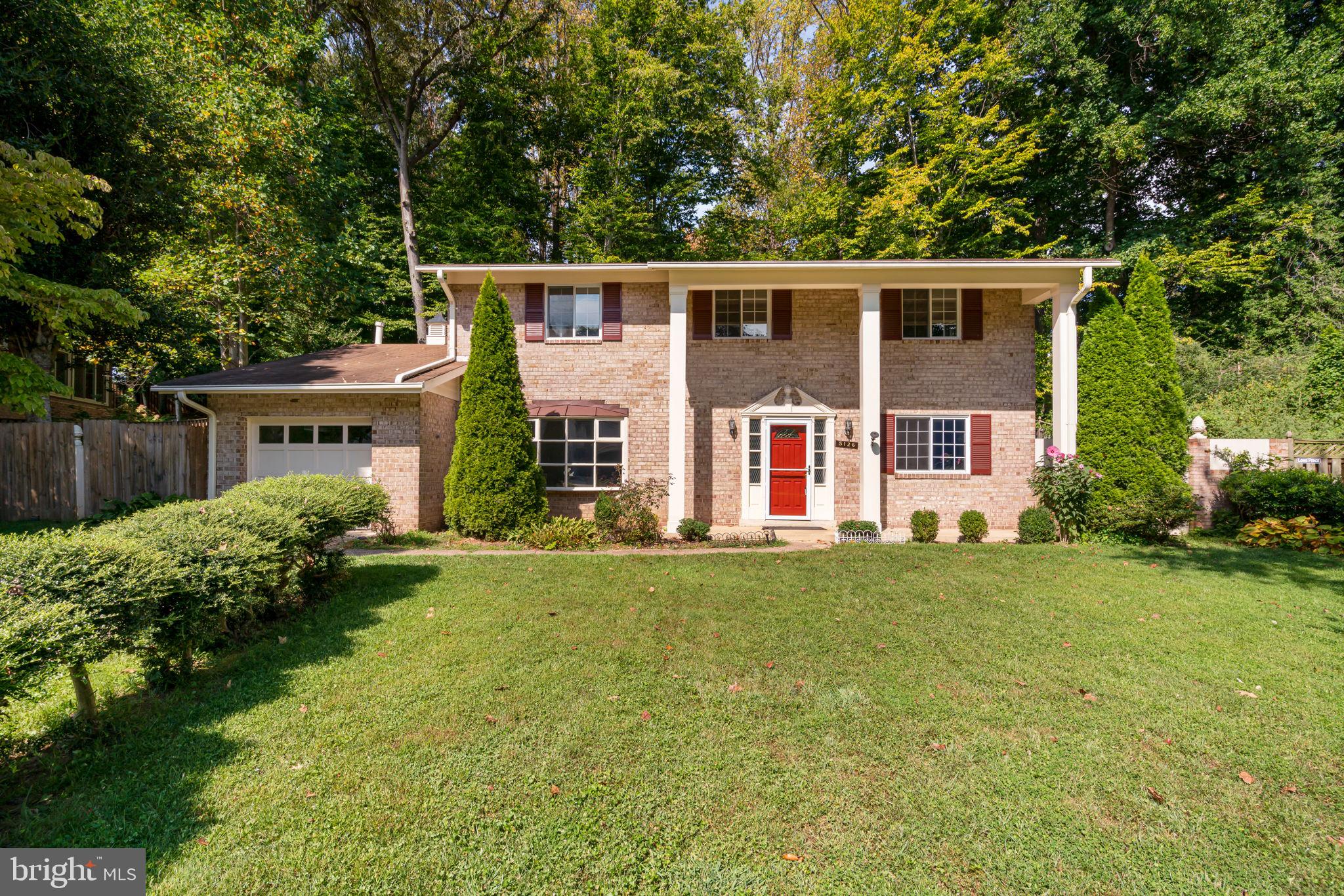 5126 Lavery COURT