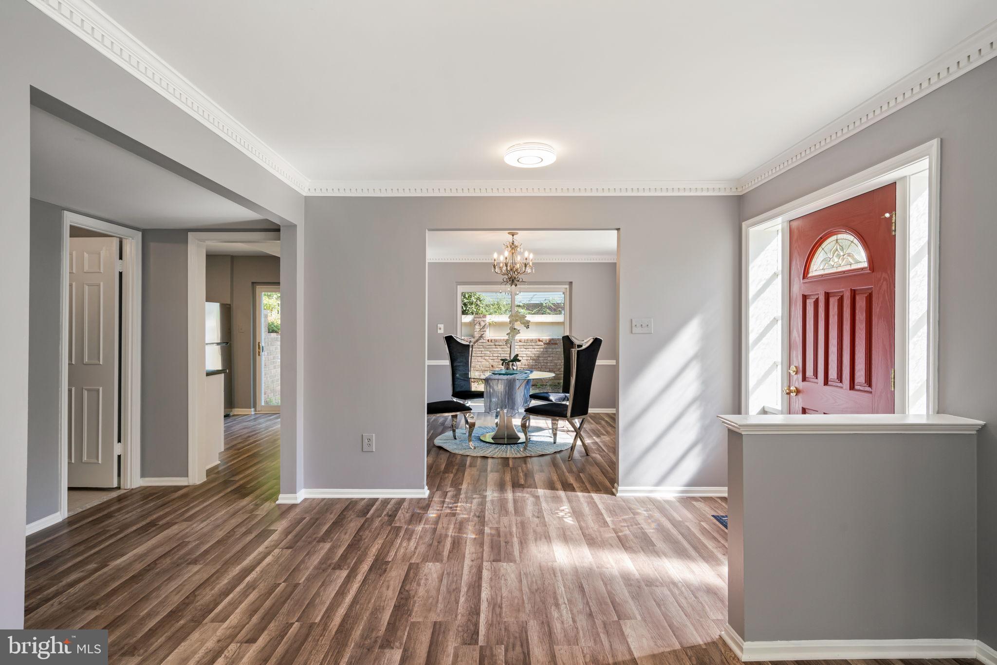 5126 Lavery COURT