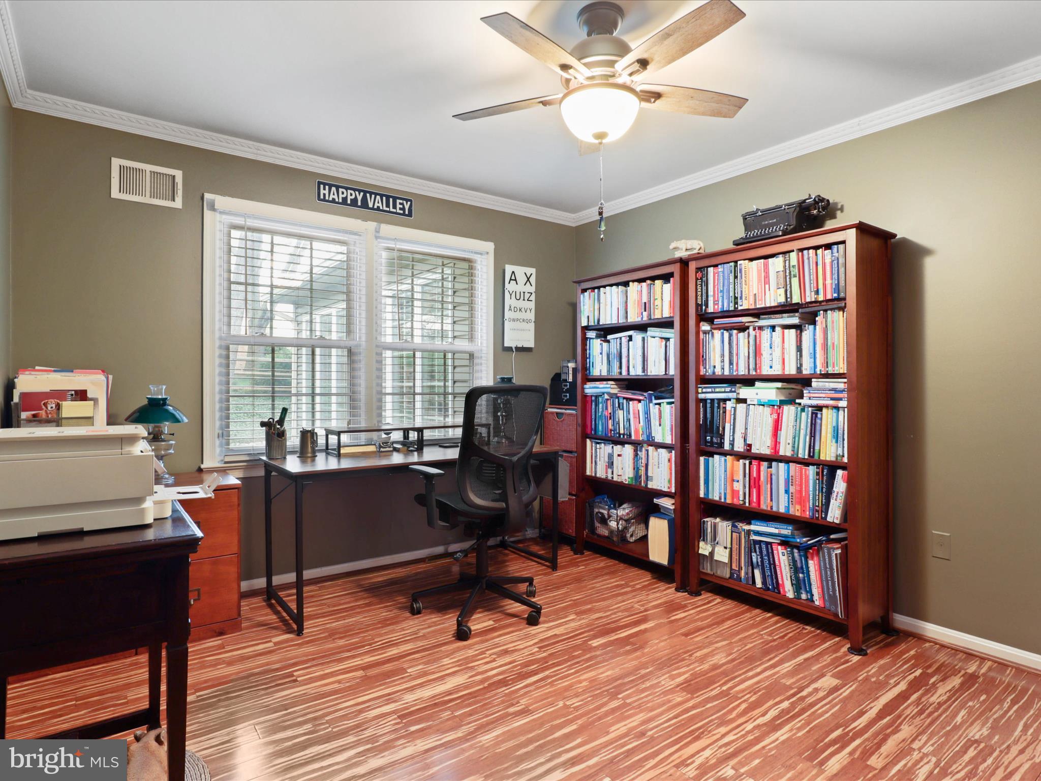 6235 Wilmette Dr