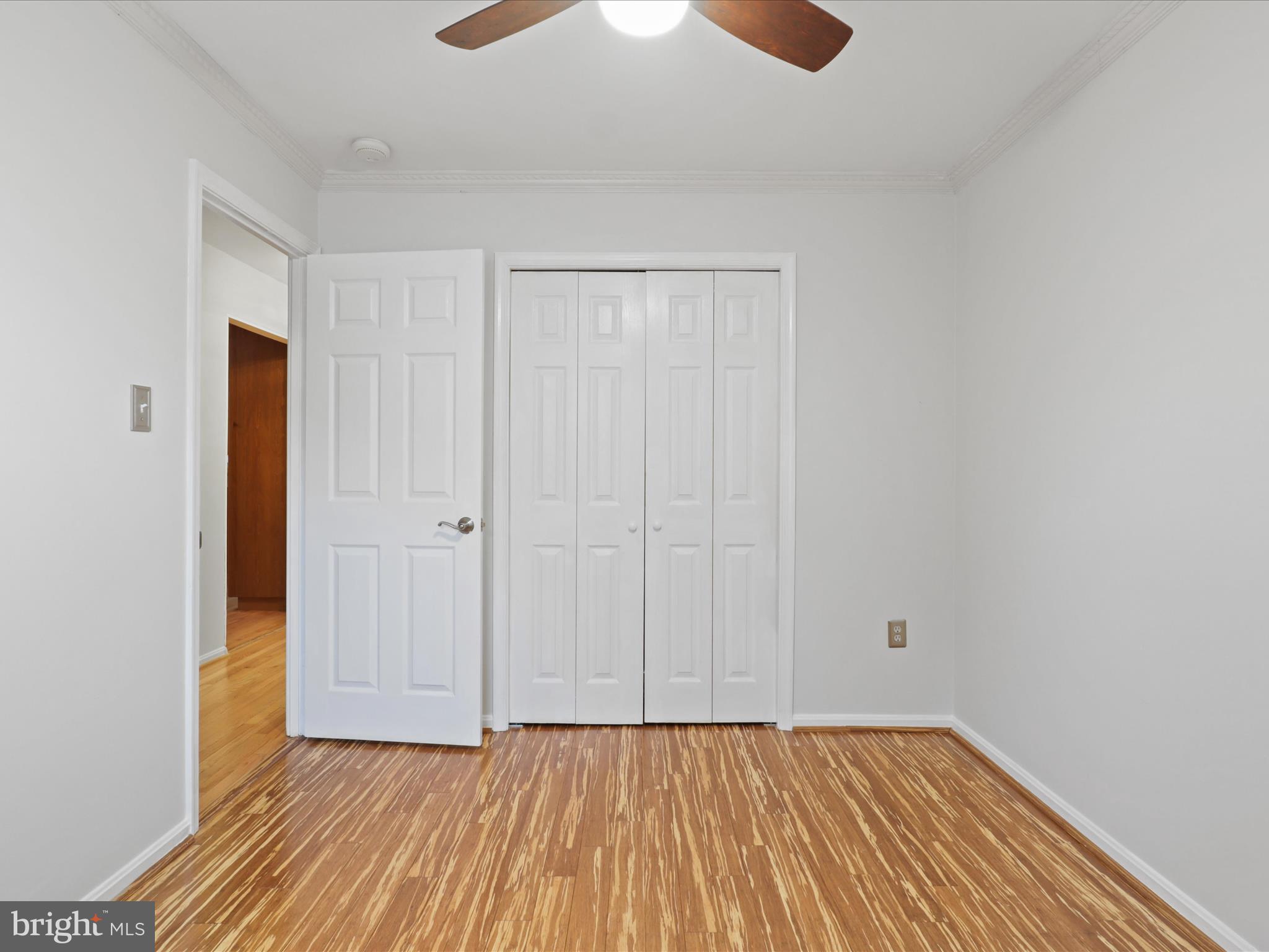 6235 Wilmette Dr