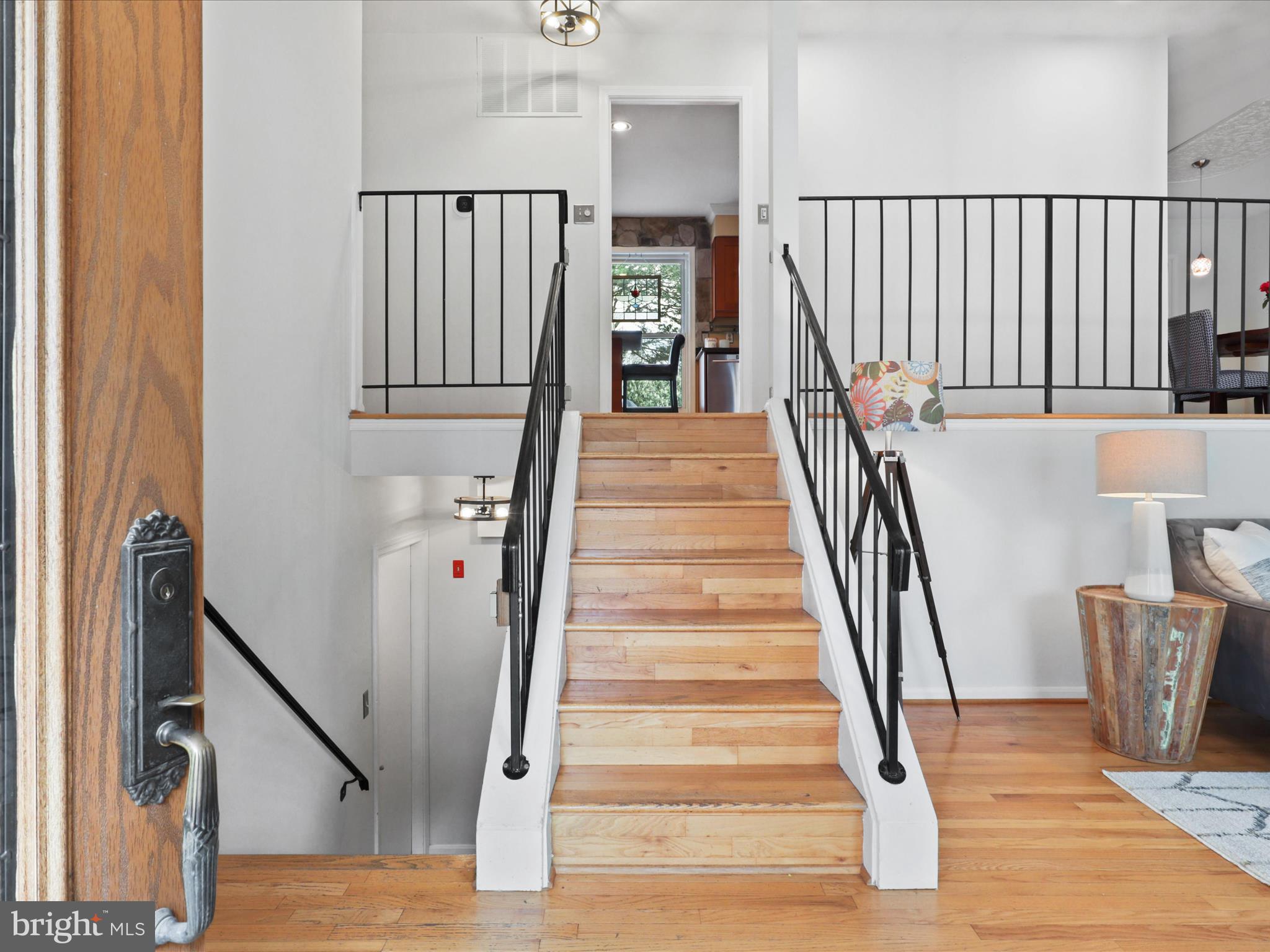 6235 Wilmette Dr
