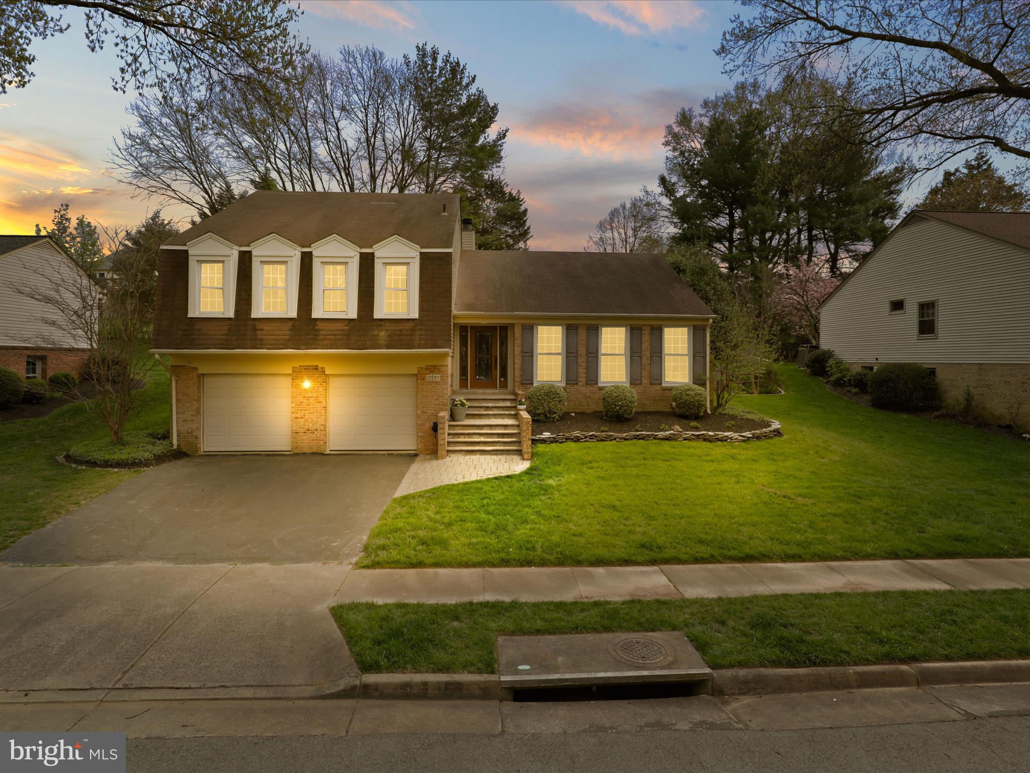 6235 Wilmette Dr