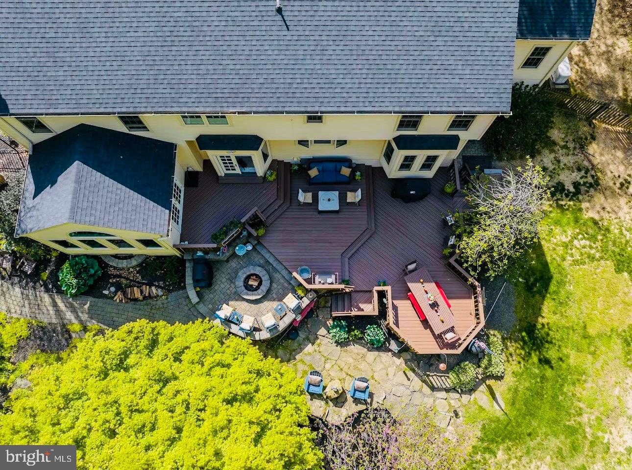 6615 Newman Rd