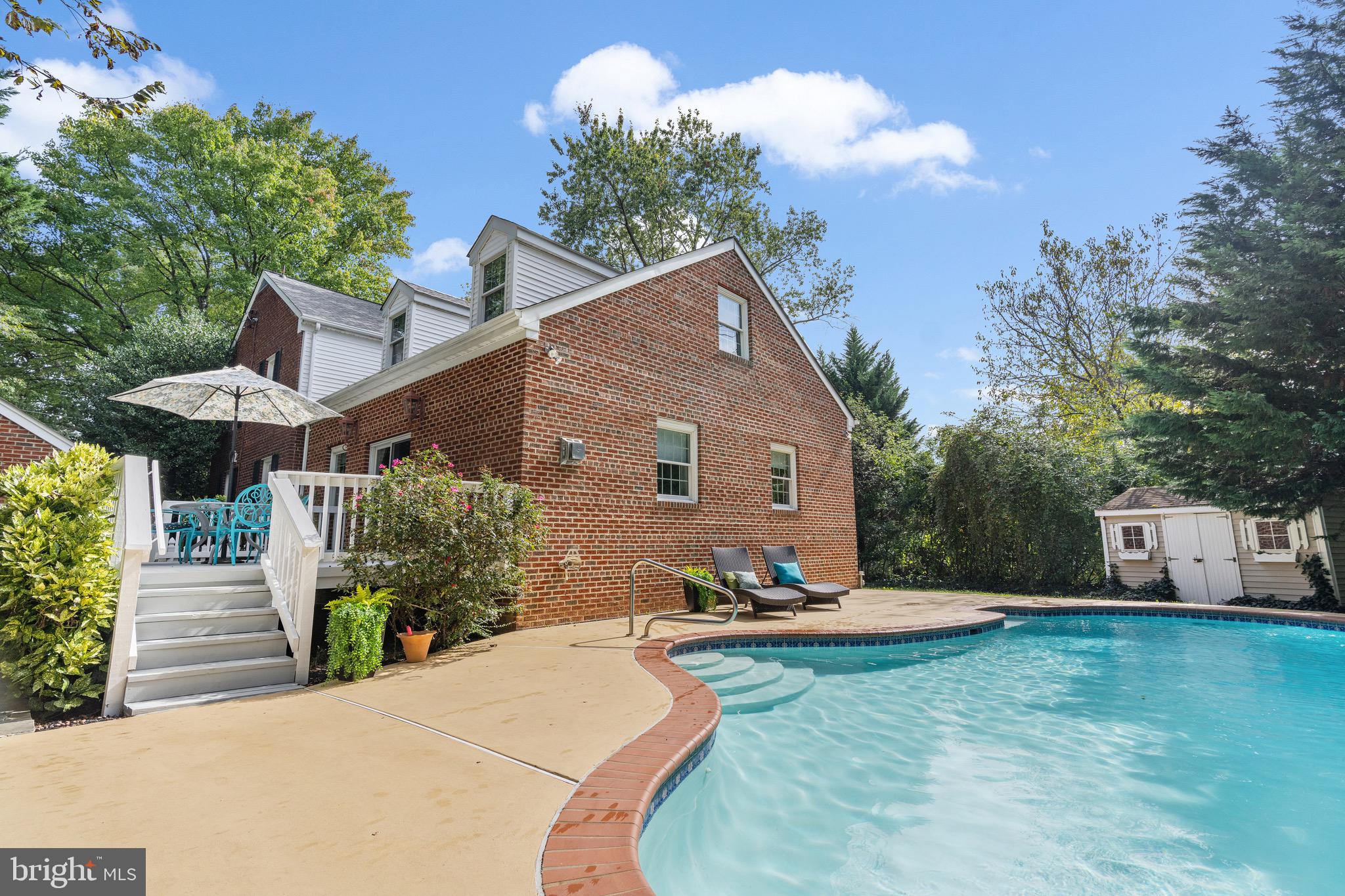 3524 Blair Rd
