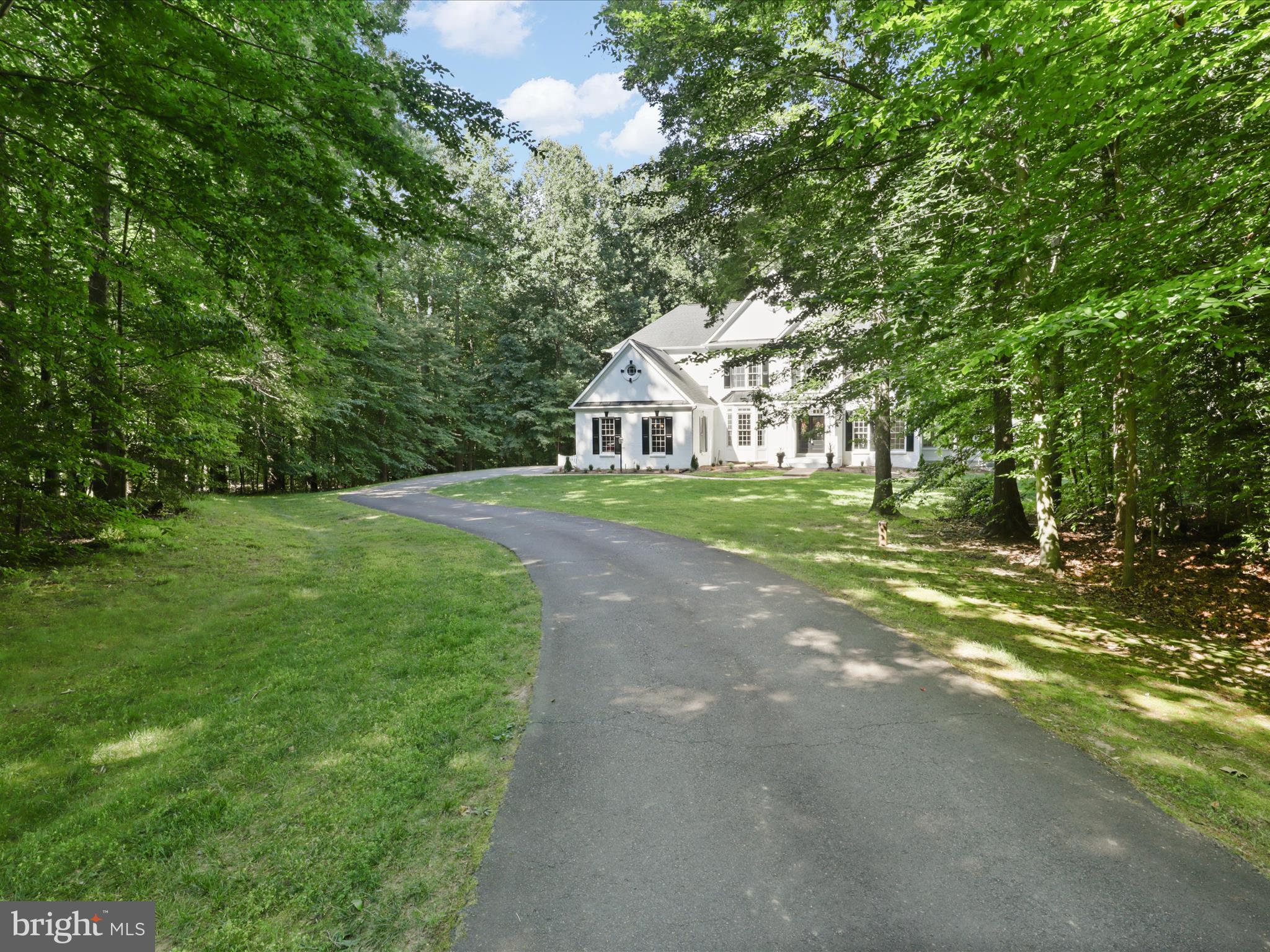 10588 Canterberry Rd
