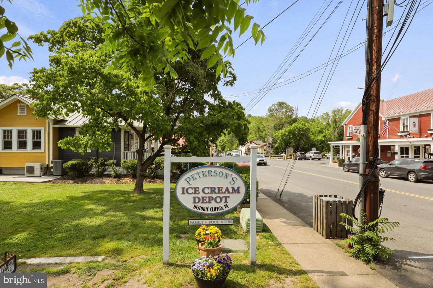 12794 Yates Ford Rd