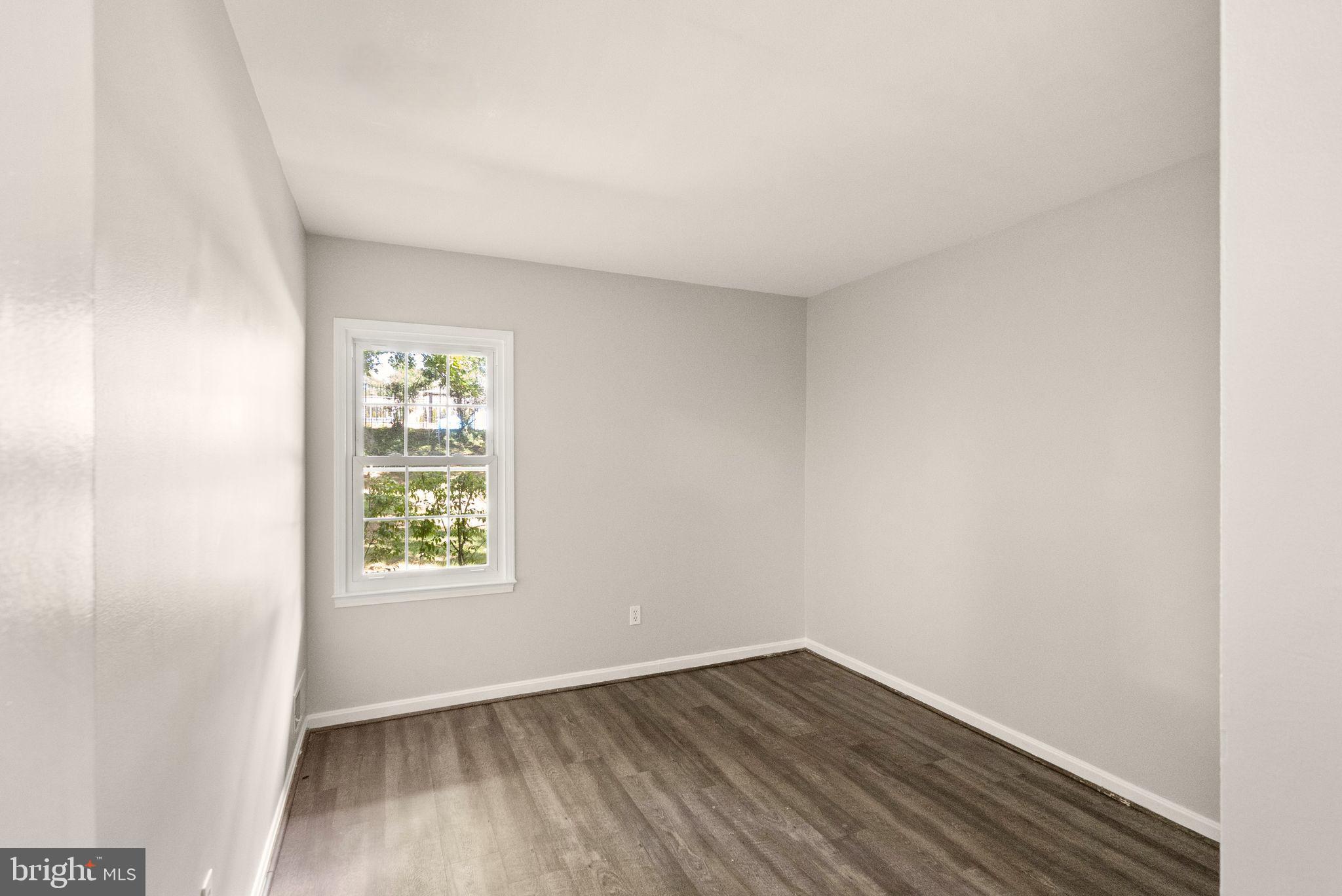 6111 Strasburg Dr