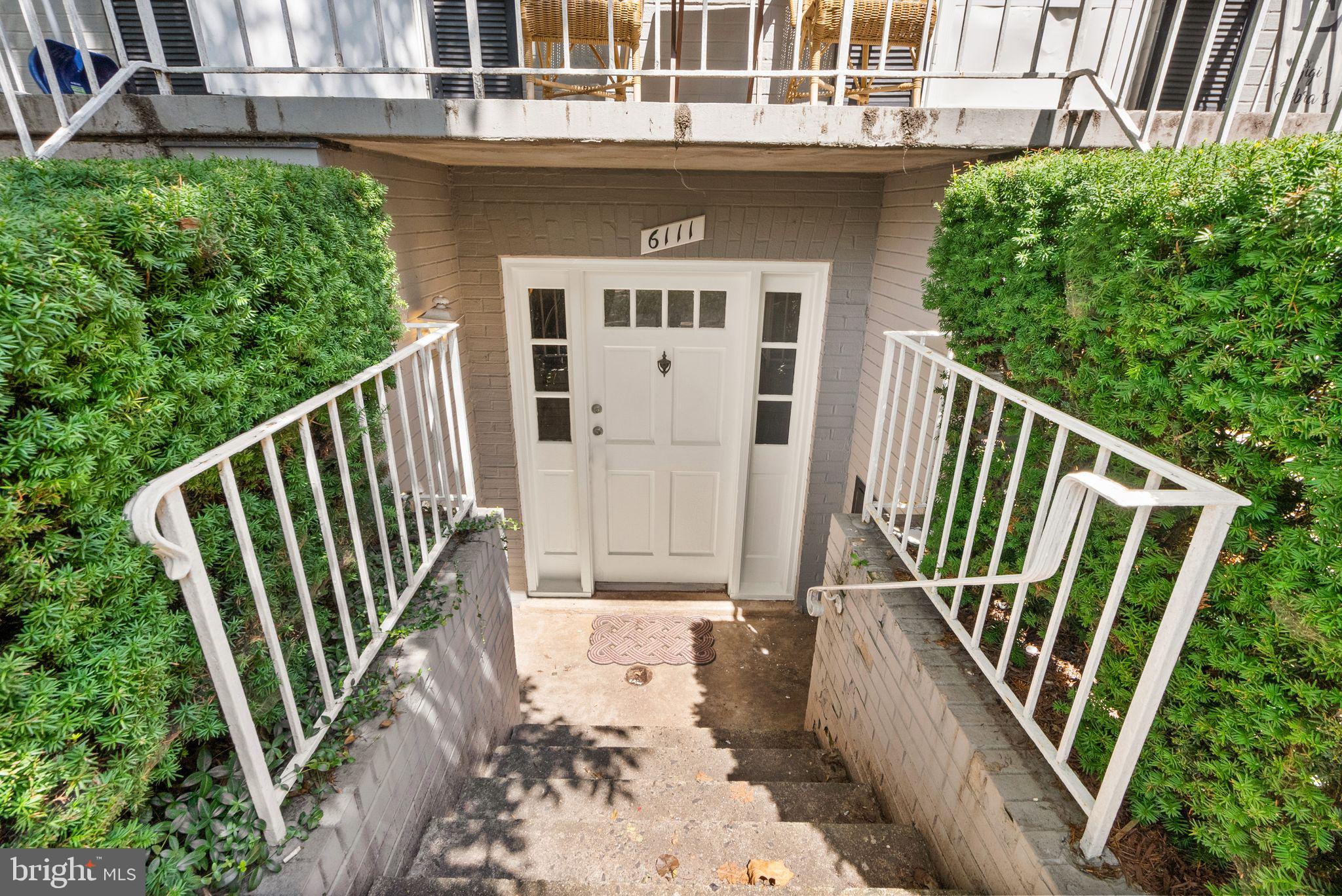 6111 Strasburg Dr