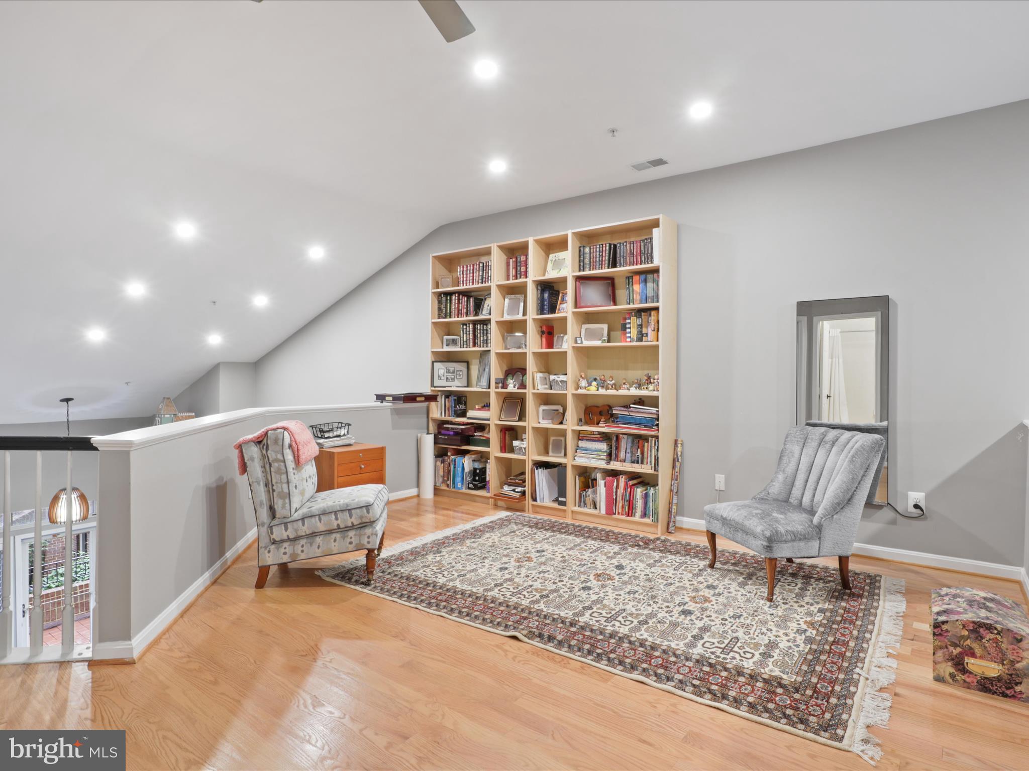 7023 Haycock Rd #707