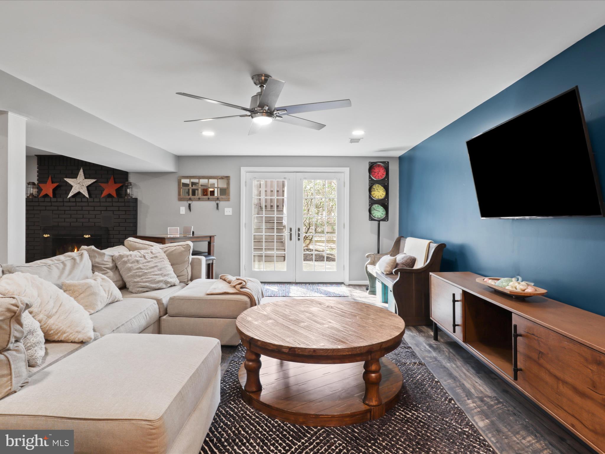 13101 Laurel Glen Rd