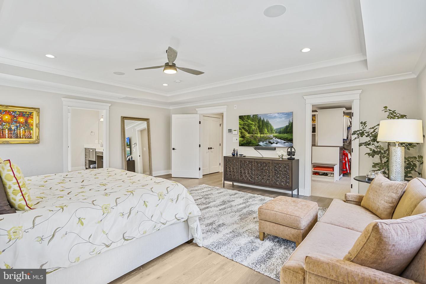 6539 Foxhollow Ln