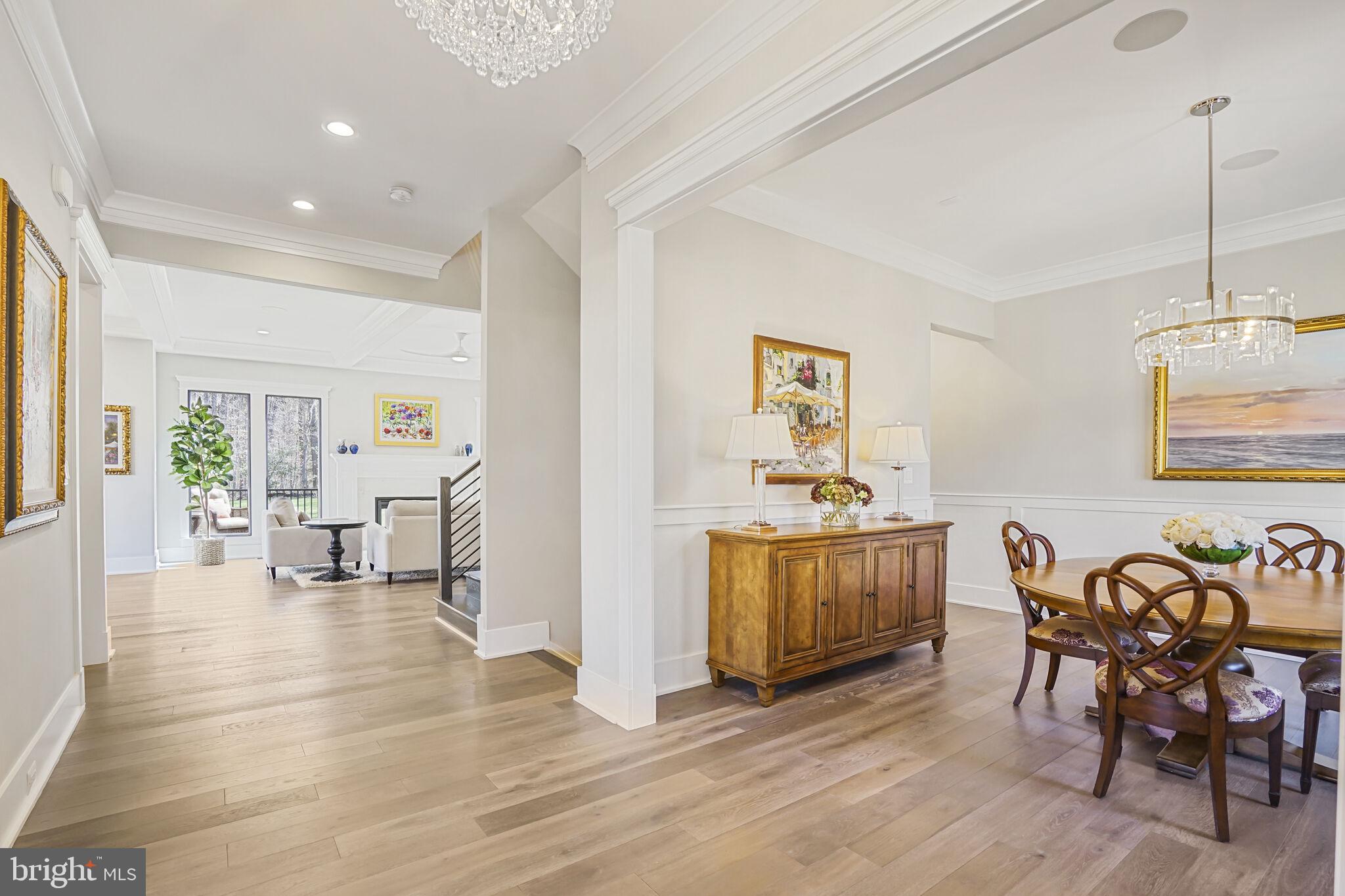 6539 Foxhollow Ln