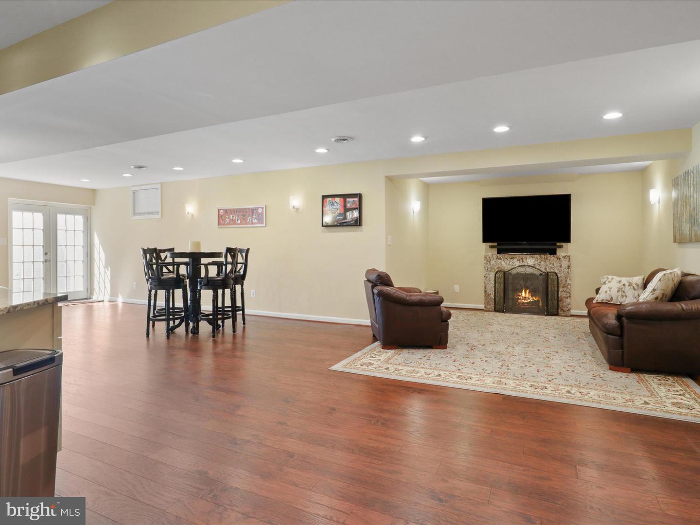 7908 Chardon Ct