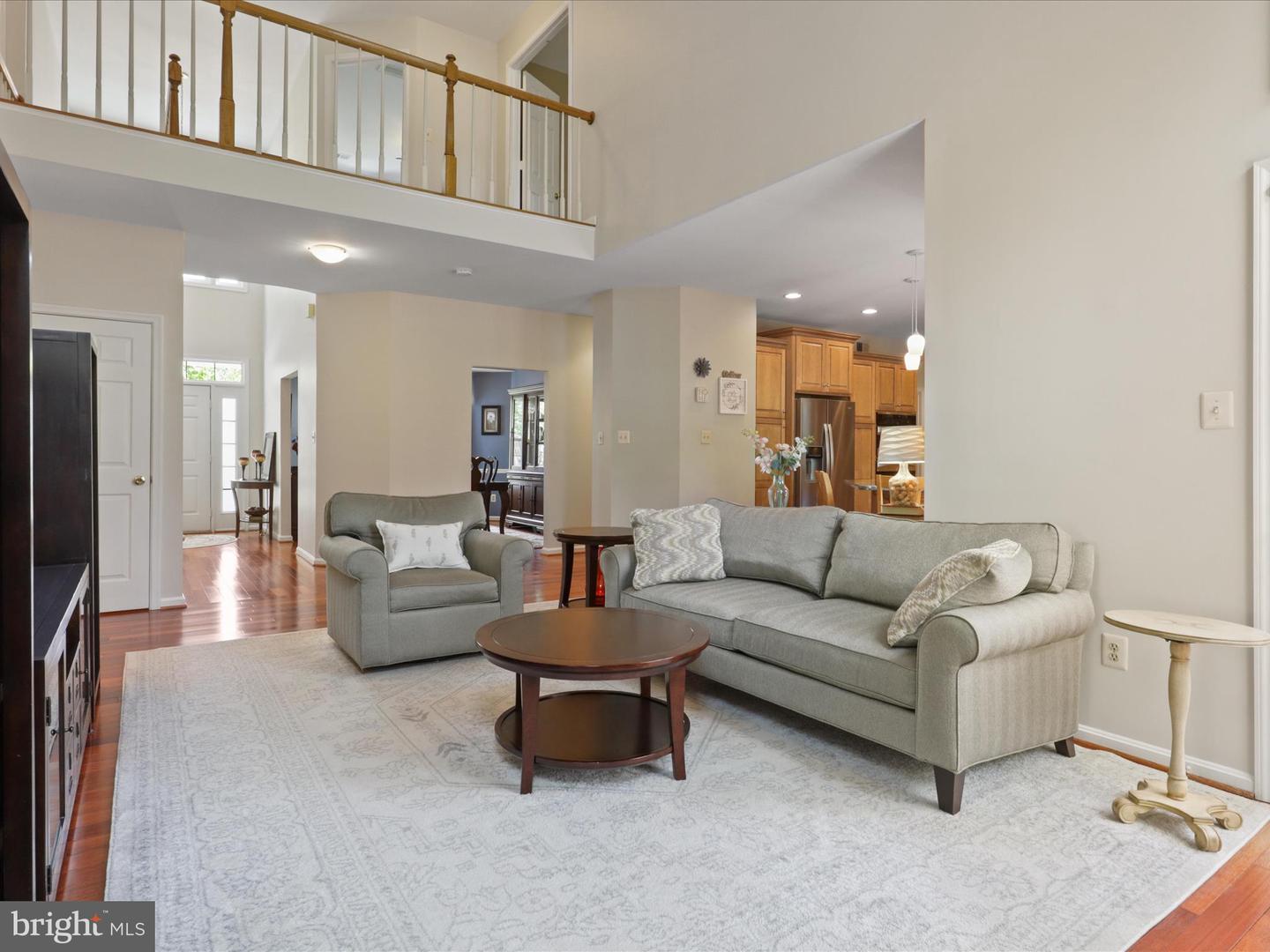 7908 Chardon Ct