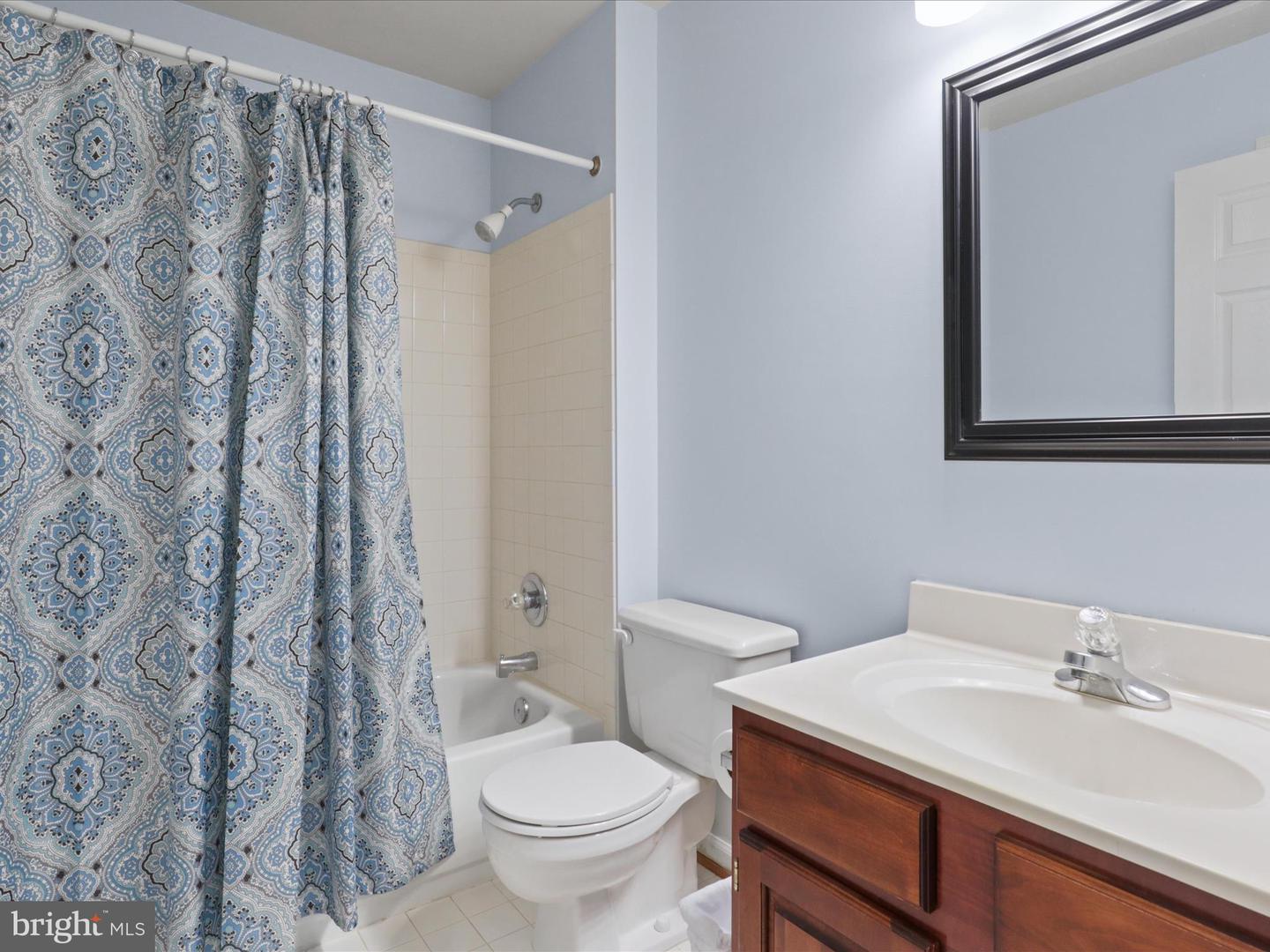 7908 Chardon Ct