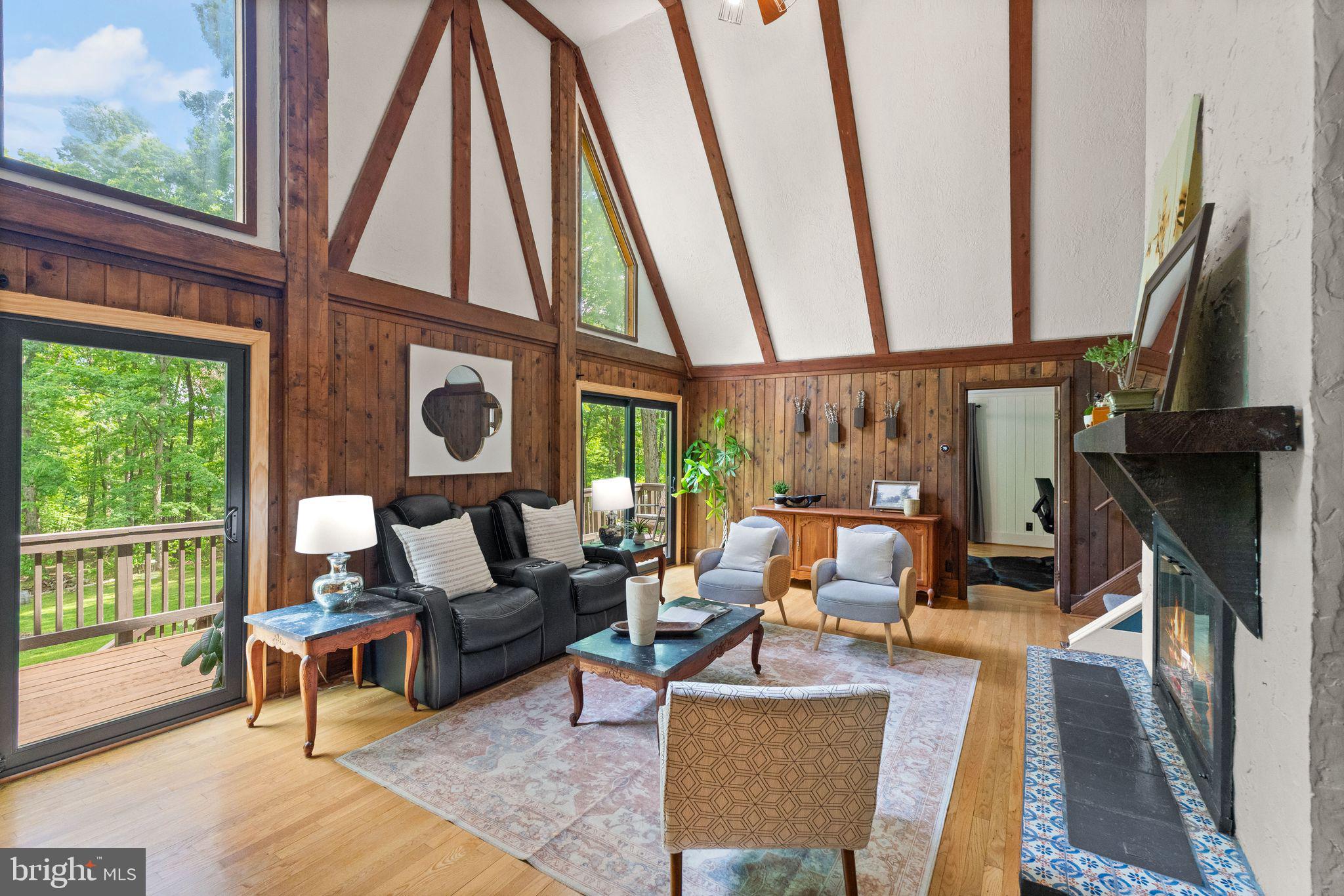 11713 HENDERSON ROAD