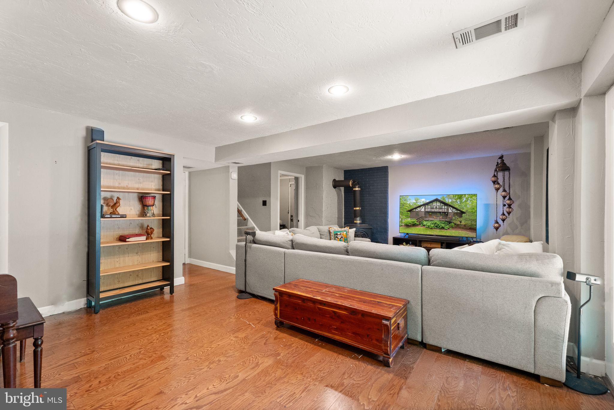 11713 HENDERSON ROAD