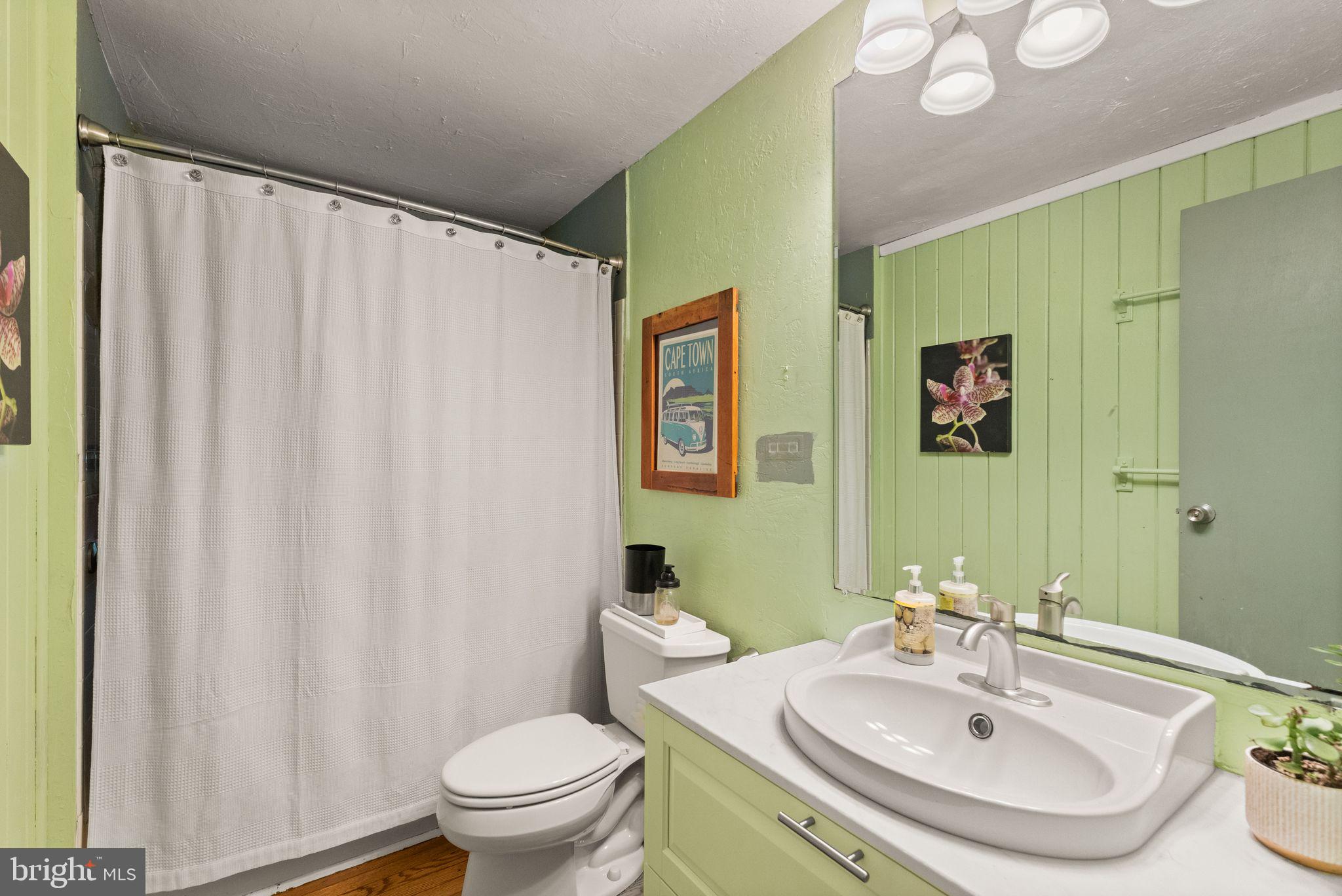 11713 HENDERSON ROAD