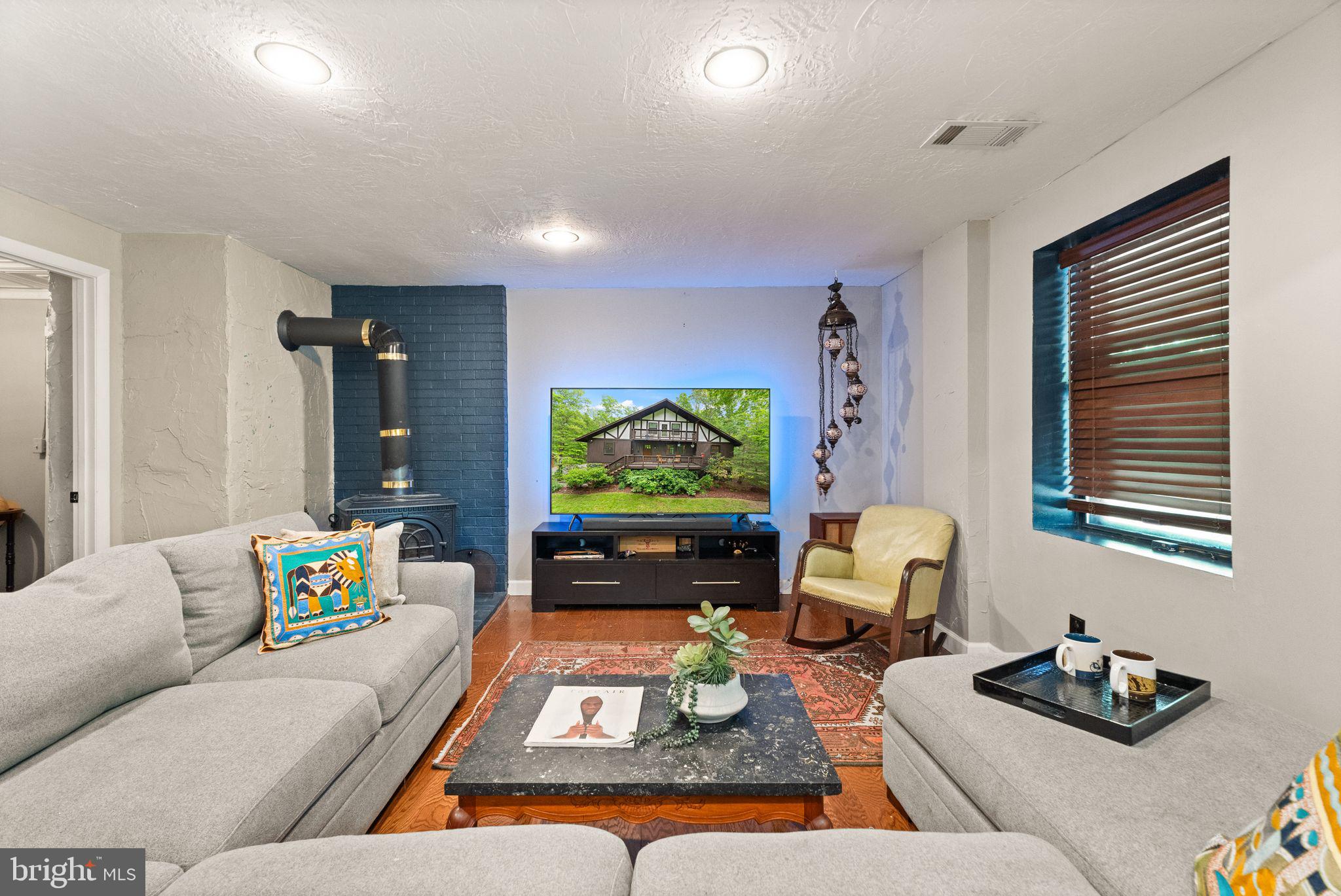 11713 HENDERSON ROAD