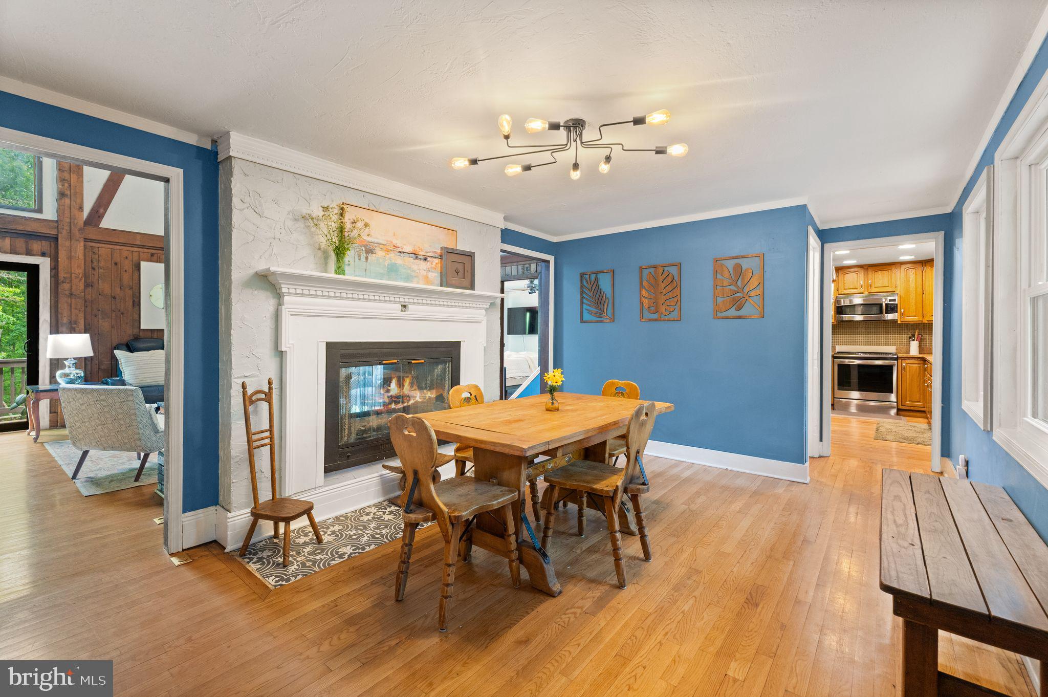 11713 HENDERSON ROAD