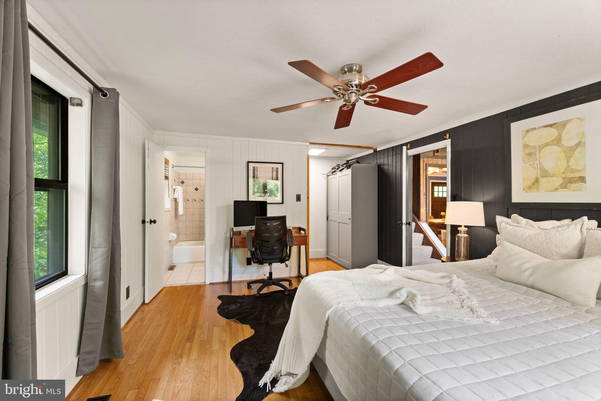 11713 HENDERSON ROAD