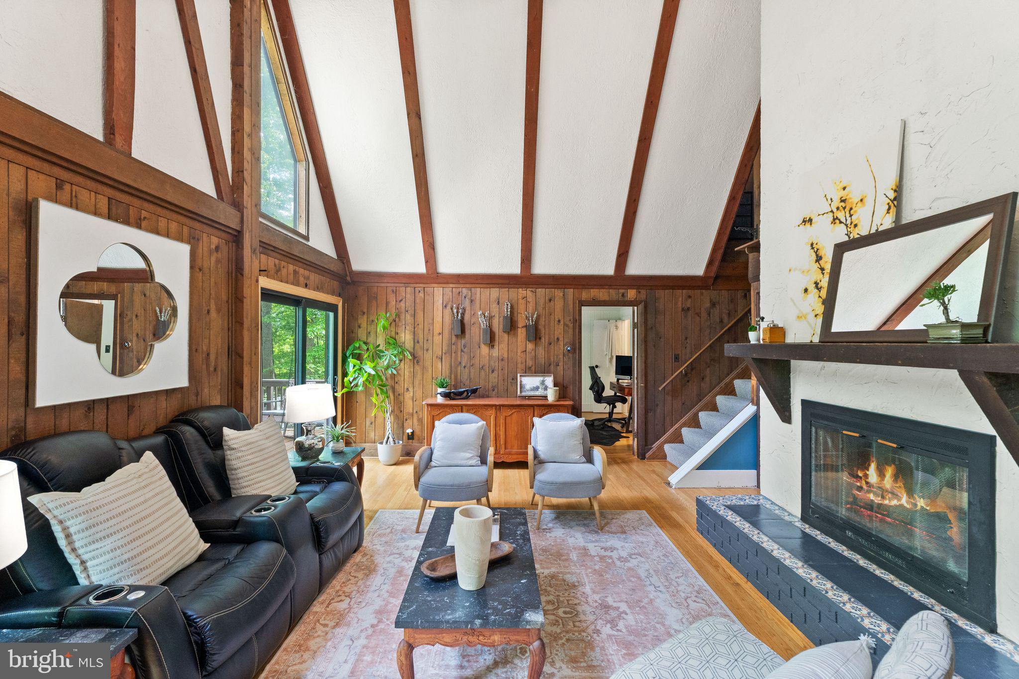 11713 HENDERSON ROAD