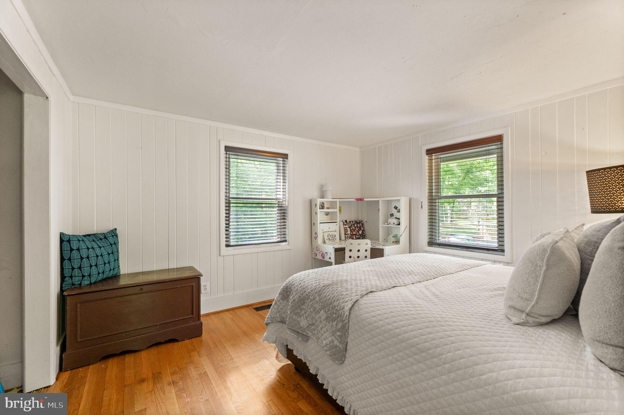 11713 HENDERSON ROAD