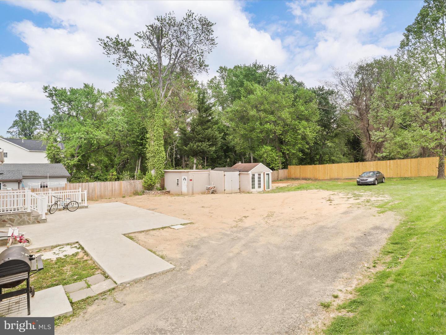 4101 Woodland Rd