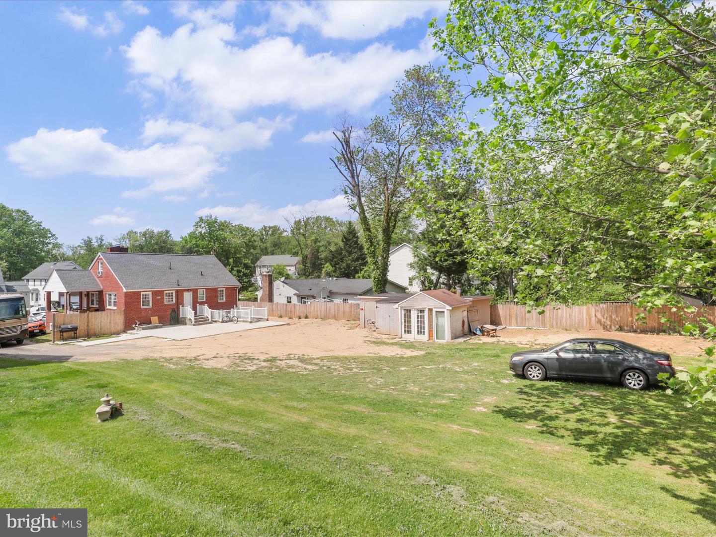 4101 Woodland Rd