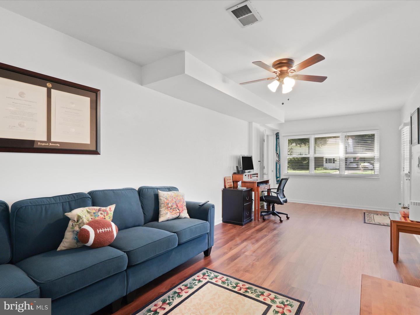 9035 Andromeda Dr