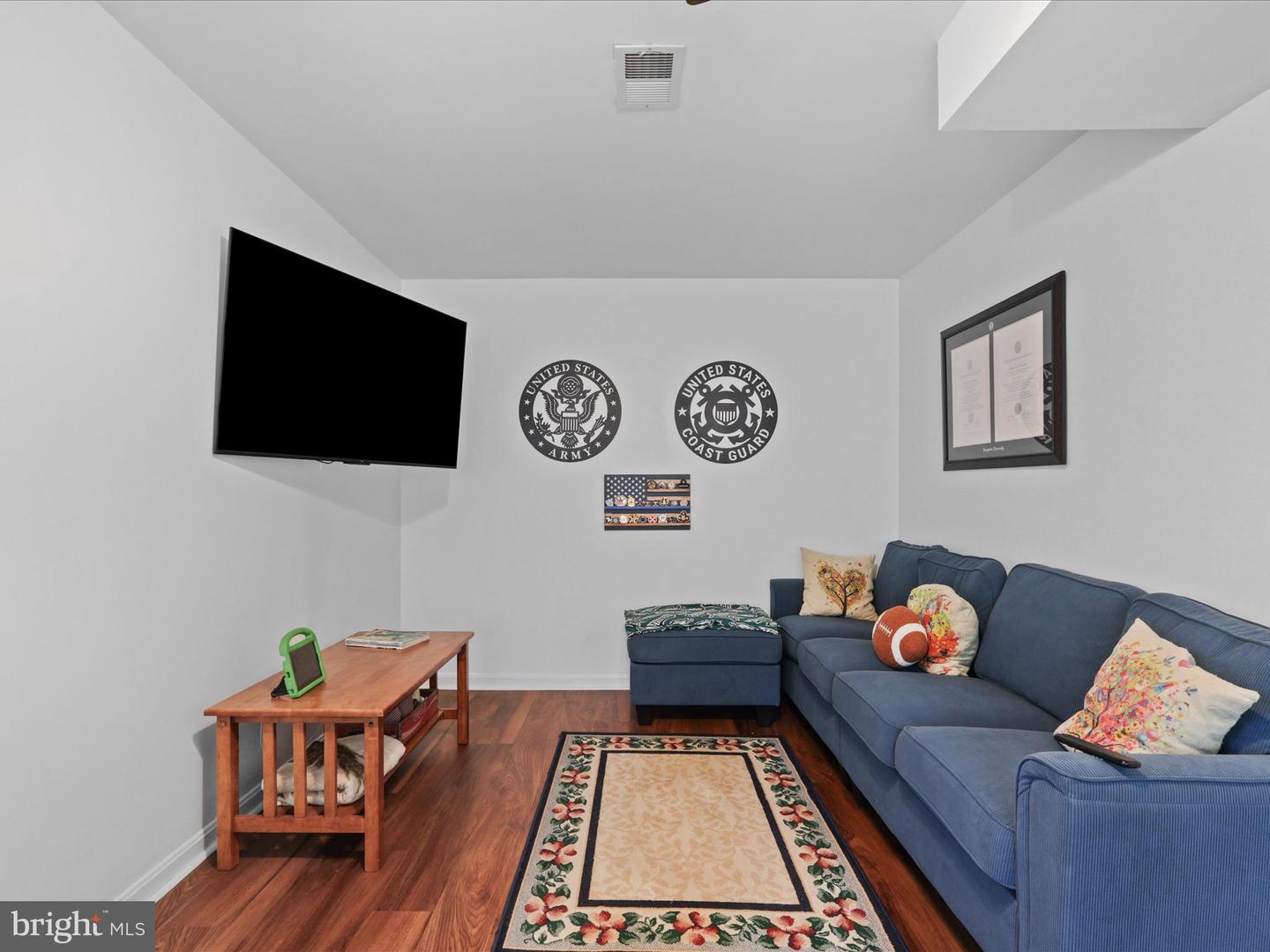 9035 Andromeda Dr