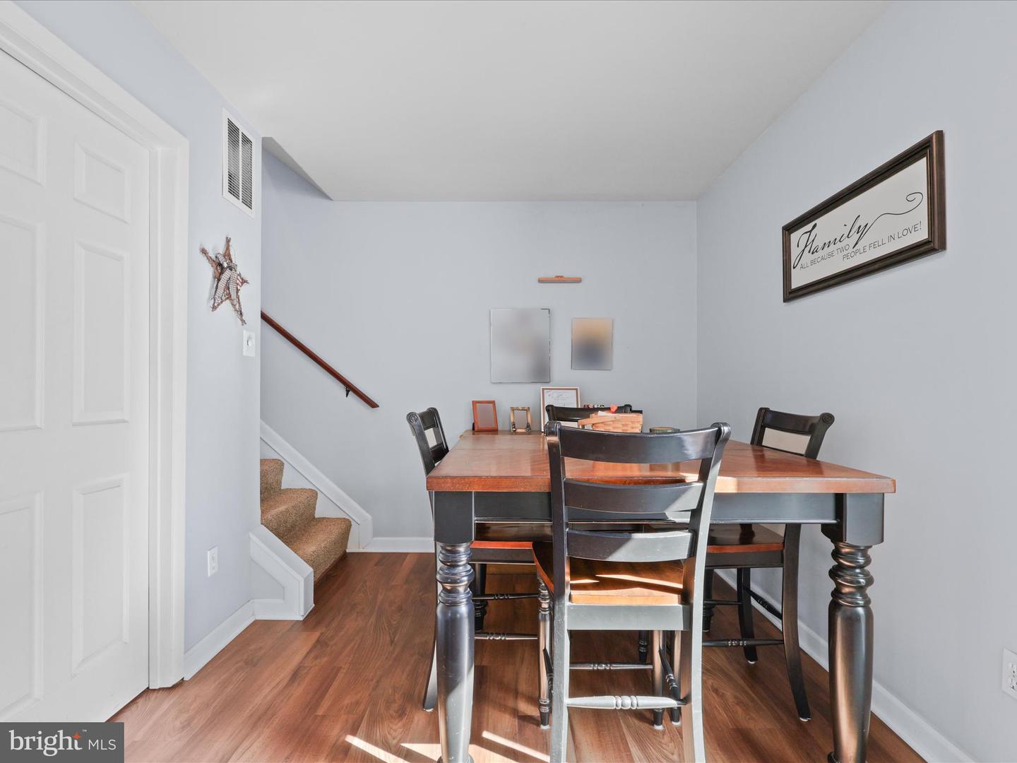 9035 Andromeda Dr