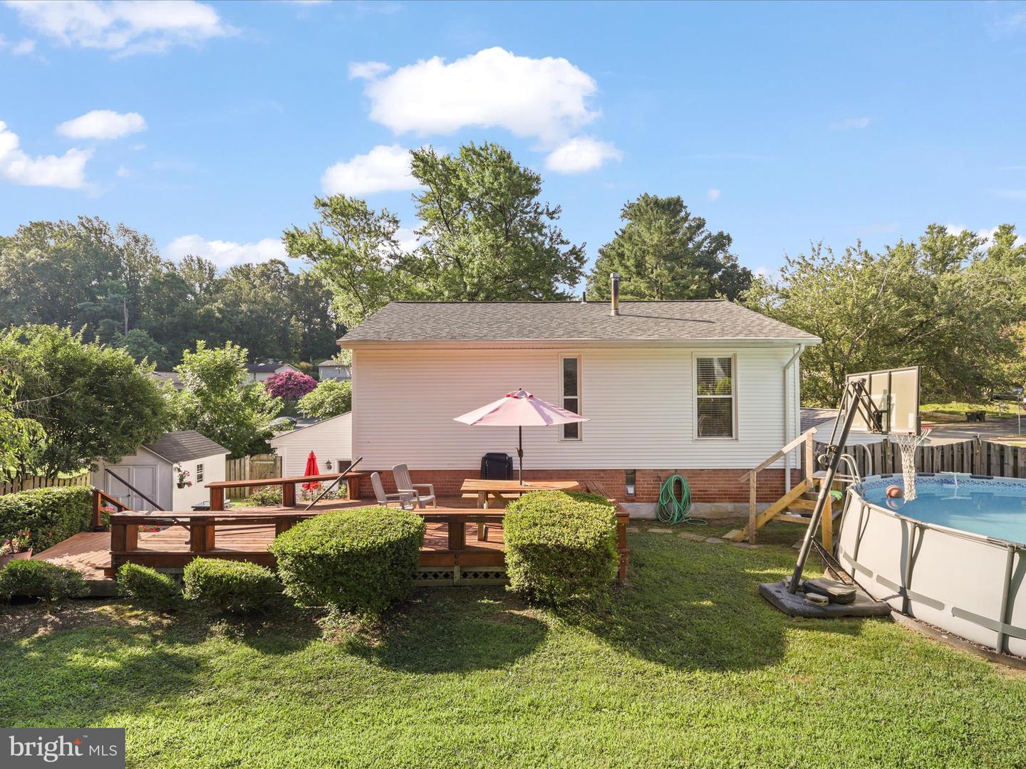 9035 Andromeda Dr