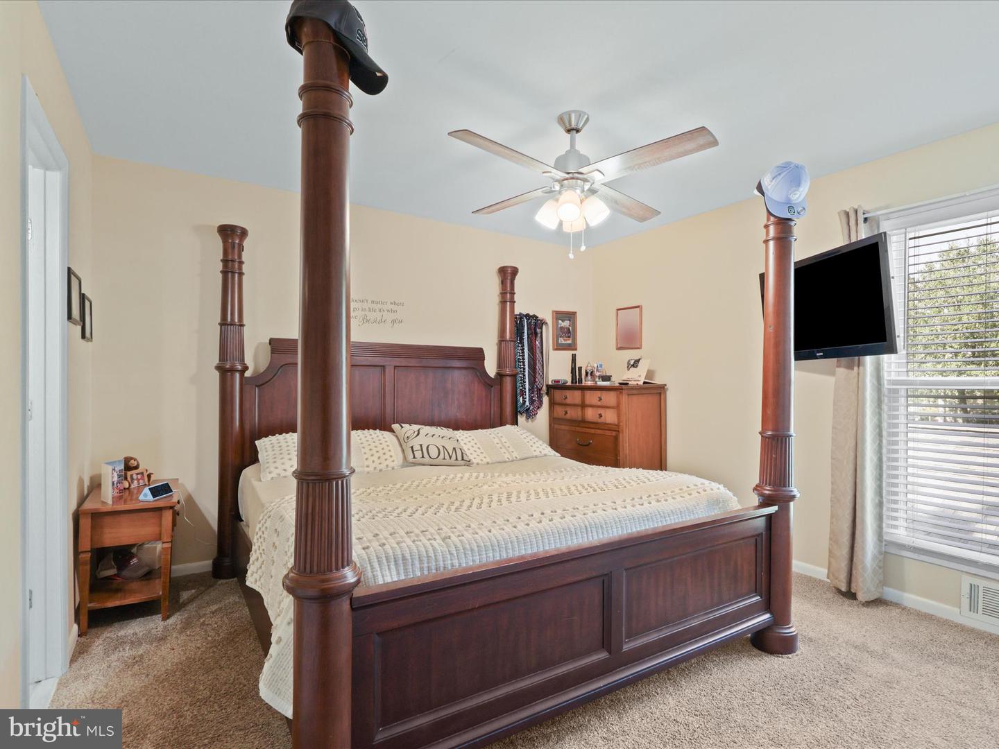 9035 Andromeda Dr