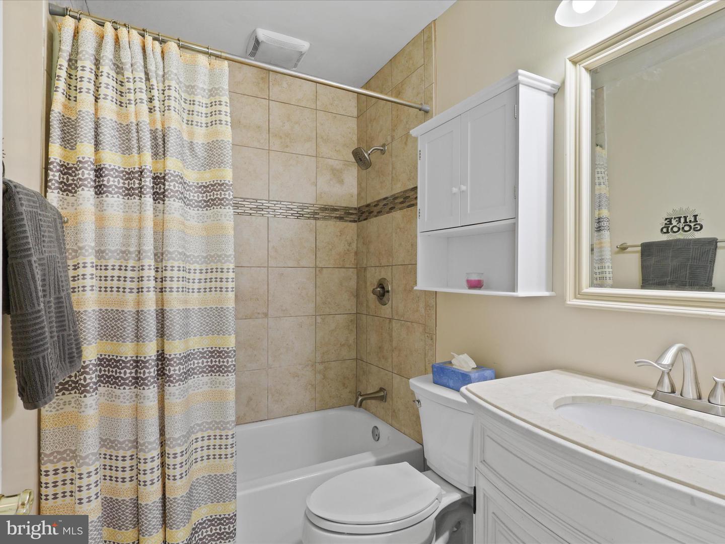 9035 Andromeda Dr